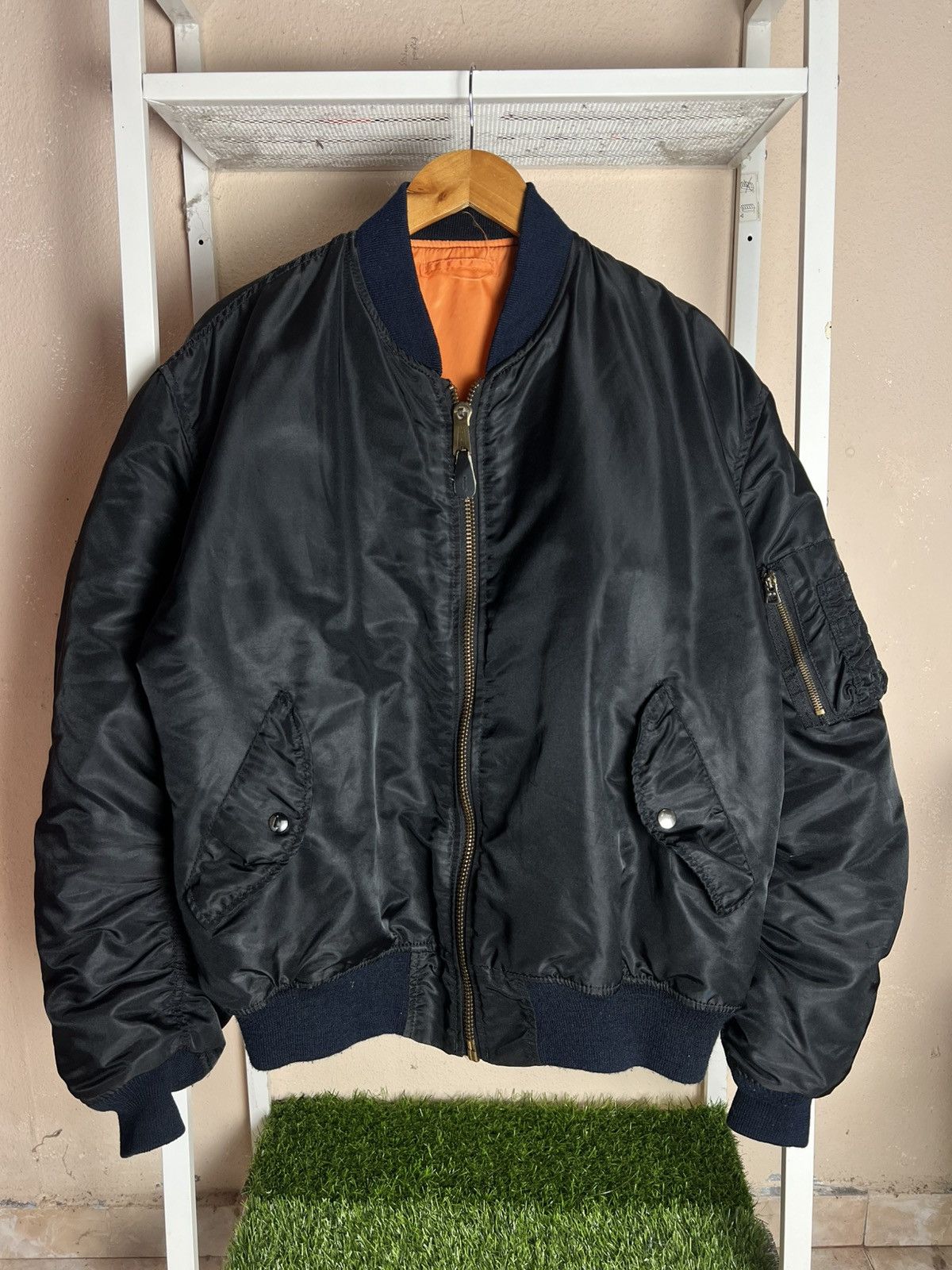 Other Vintage MA-1 Bomber Jacket Reversible Black Orange IDEAL Zip Size US L / EU 52-54 / 3 - 1 Thumbnail