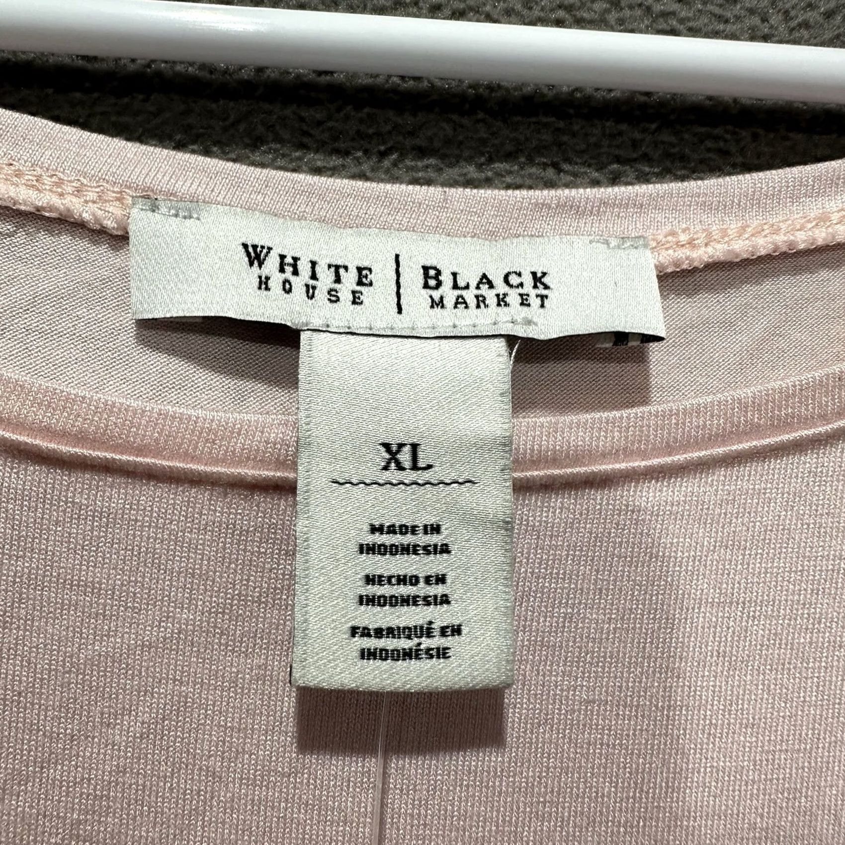 White House Black Market NWT White House Black Market Tank Womens XL Pink Rayon Spandex Woven Hem Tee Top Sleeveless Round Neck Casual-Ready Shirt Men? Size XL / US 12-14 / IT 48-50 - 5 Thumbnail