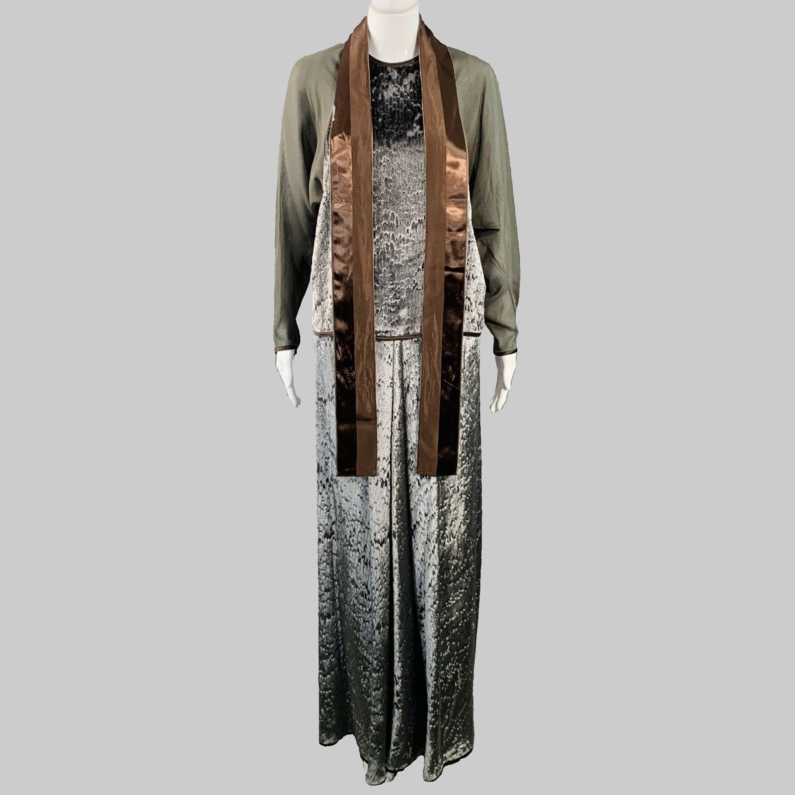 Geoffrey Beene GEOFFREY BEENE Grey Green Brown Silk Velvet Top Skirt Set Size 28" / US 6 / IT 42 - 1 Thumbnail