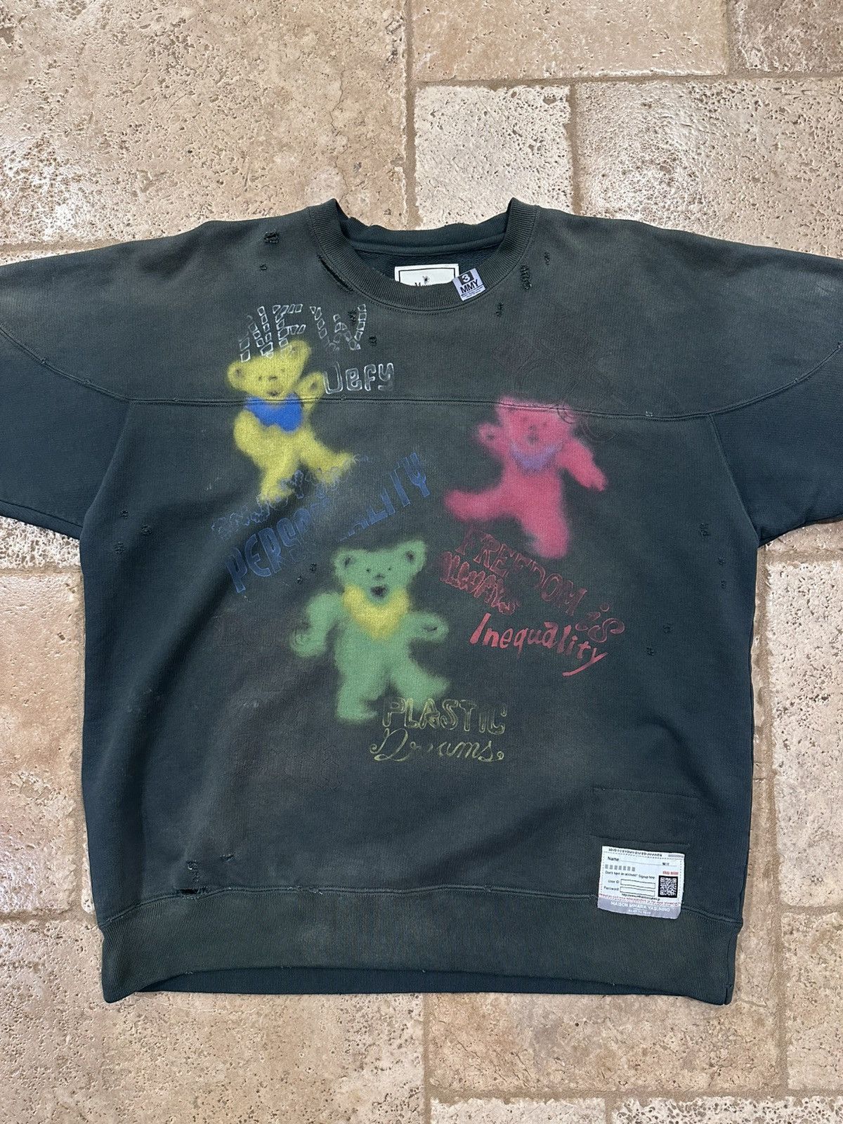 Maison MIHARA YASUHIRO Maison Mihara Yasuhiro MMY FW22 Dance Bear Graffiti Crewneck Size US M / EU 48-50 / 2 - 6 Thumbnail
