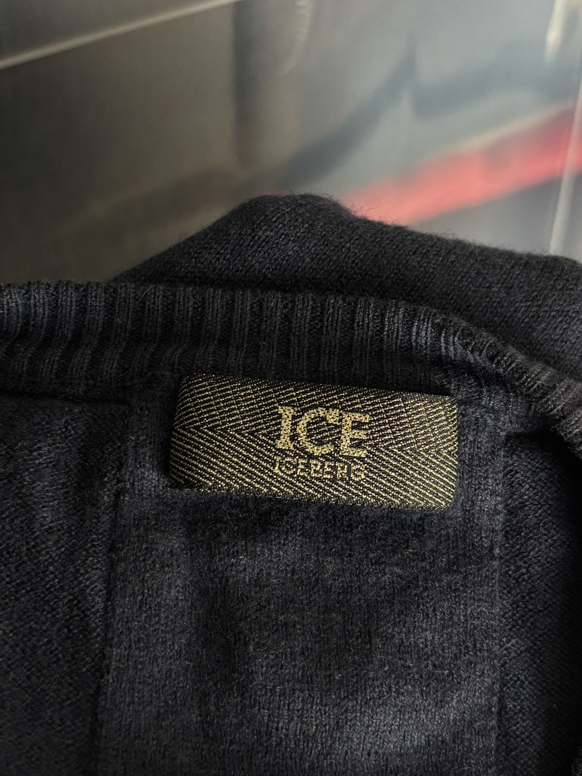 Iceberg Iceberg x Disney Pluto vintage knit wool & cashmere sweater Size US XL / EU 56 / 4 - 8 Thumbnail