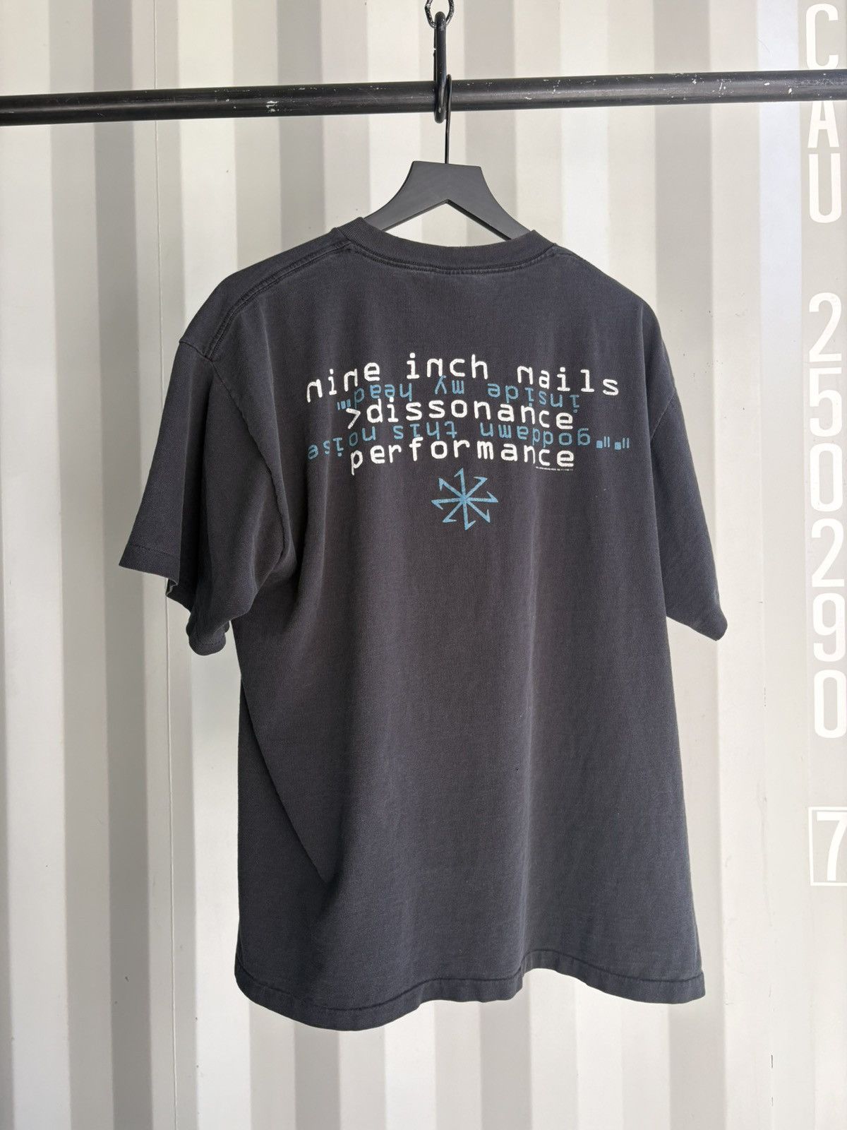 Band Tees Vintage 90s Nine Inch Nails Shirt Thrashed Faded GRUNGE Size US XL / EU 56 / 4 - 3 Thumbnail
