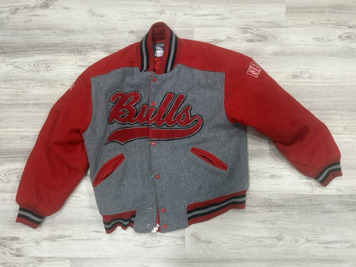 Other Chicago Bulls Vintange Starter Jacket Size US L / EU 52-54 / 3 - 1 Thumbnail
