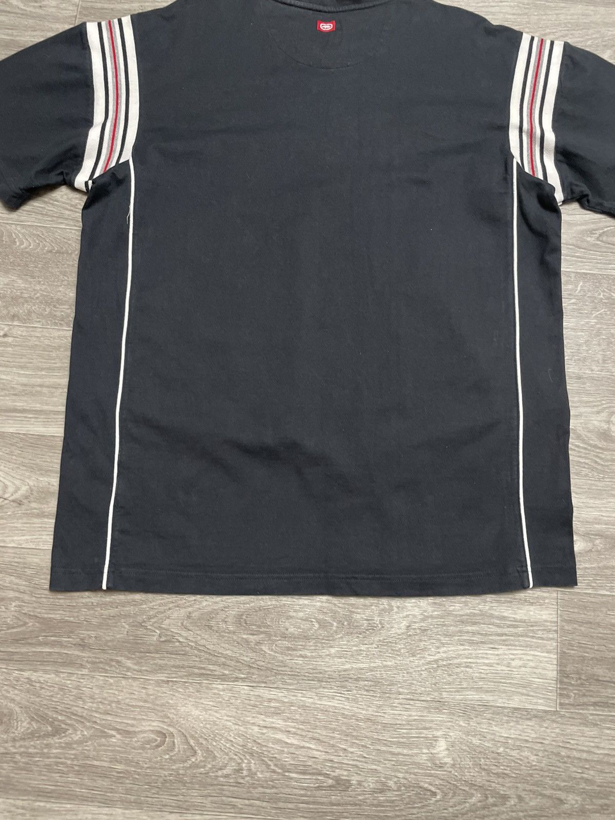 Ecko Unltd. Vintage Ecko Unltd Big Embroidered Logo Rap T-Shirt Size US L / EU 52-54 / 3 - 13 Thumbnail