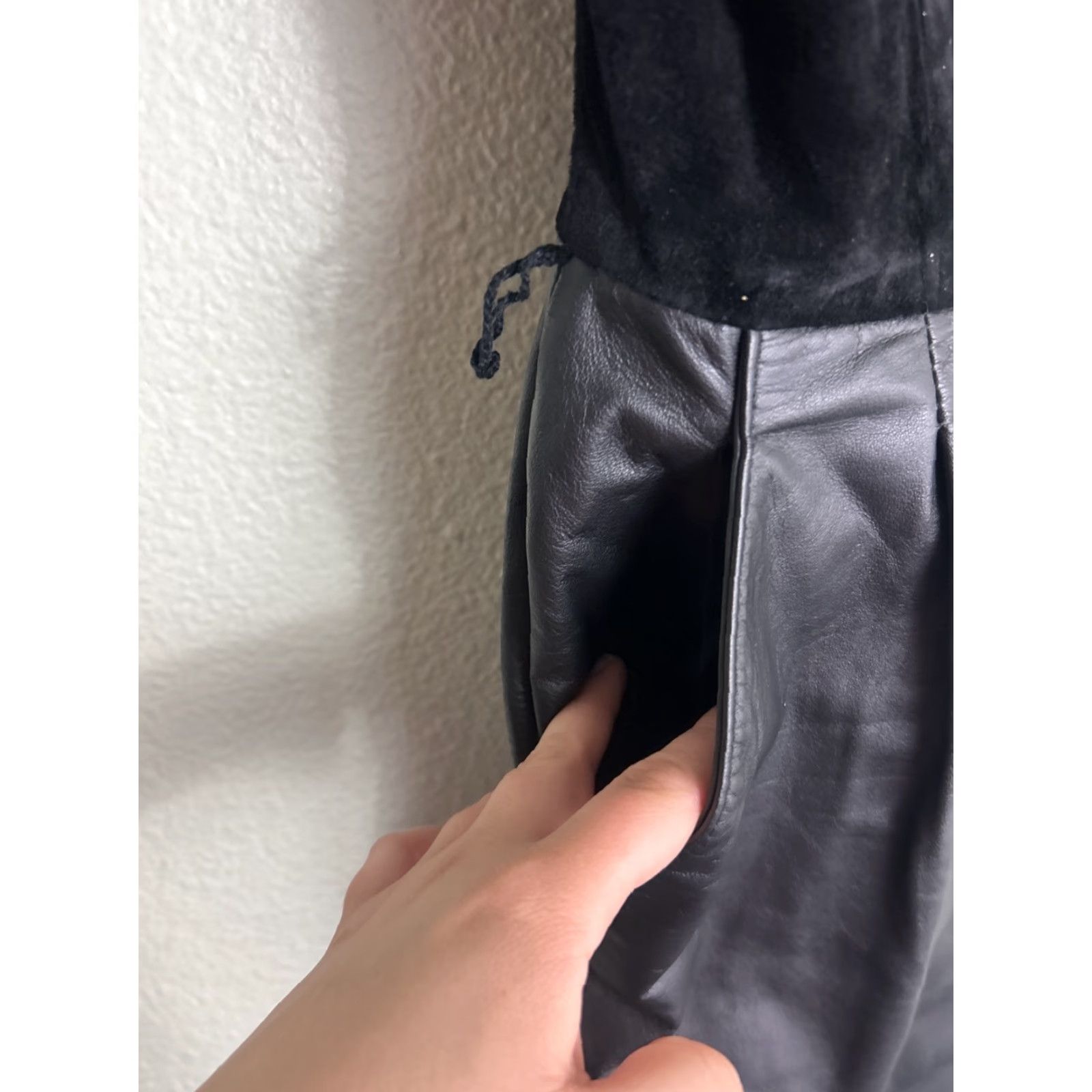 Vintage VINTAGE Morgan Taylor Petites Womens 12P Black Leather Pencil Dress Zip Back Womens Size XL / US 12-14 / IT 48-50 - 6 Thumbnail
