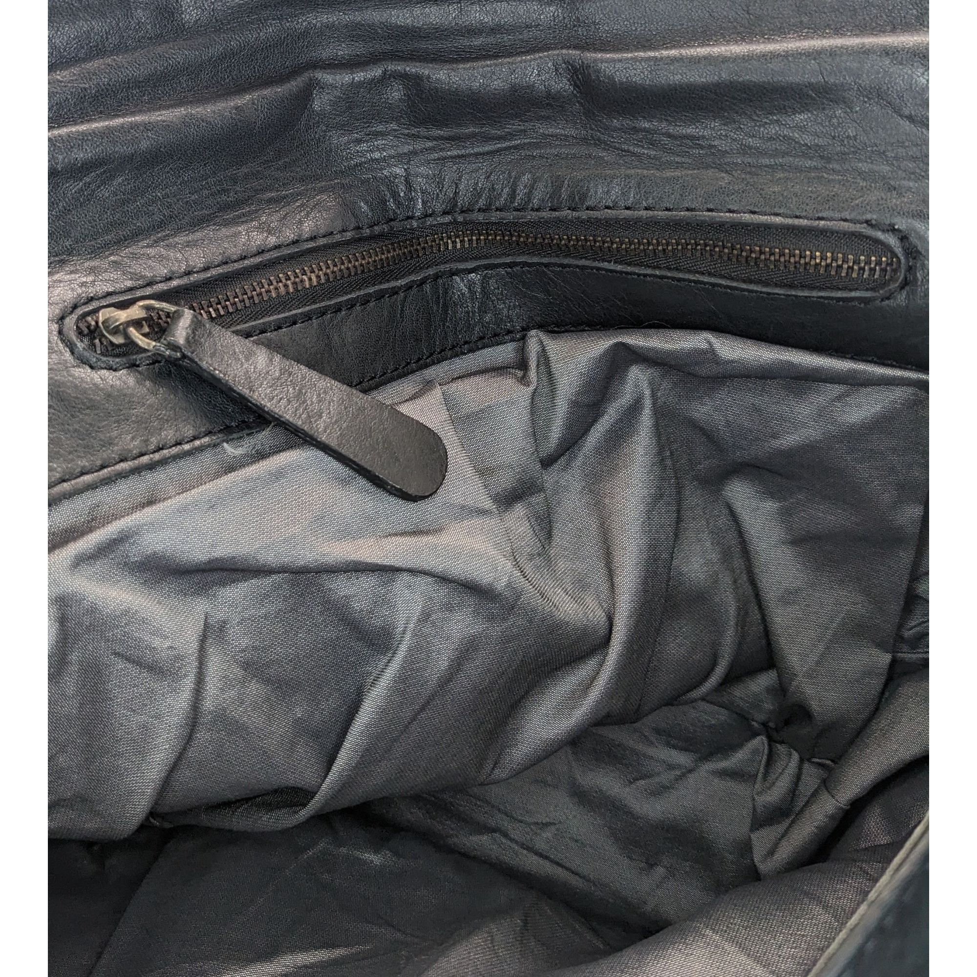 Zara Zara Black Faux Leather Shoulder Bag With Mirrored Accents & Size ONE SIZE - 12 Thumbnail