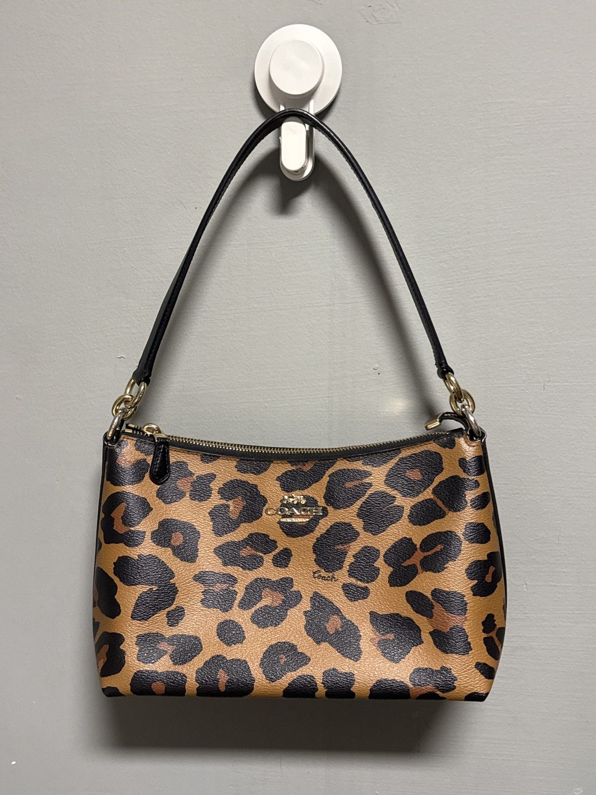 Coach Coach Leopard Print Shoulder Bag Size ONE SIZE - 1 Thumbnail