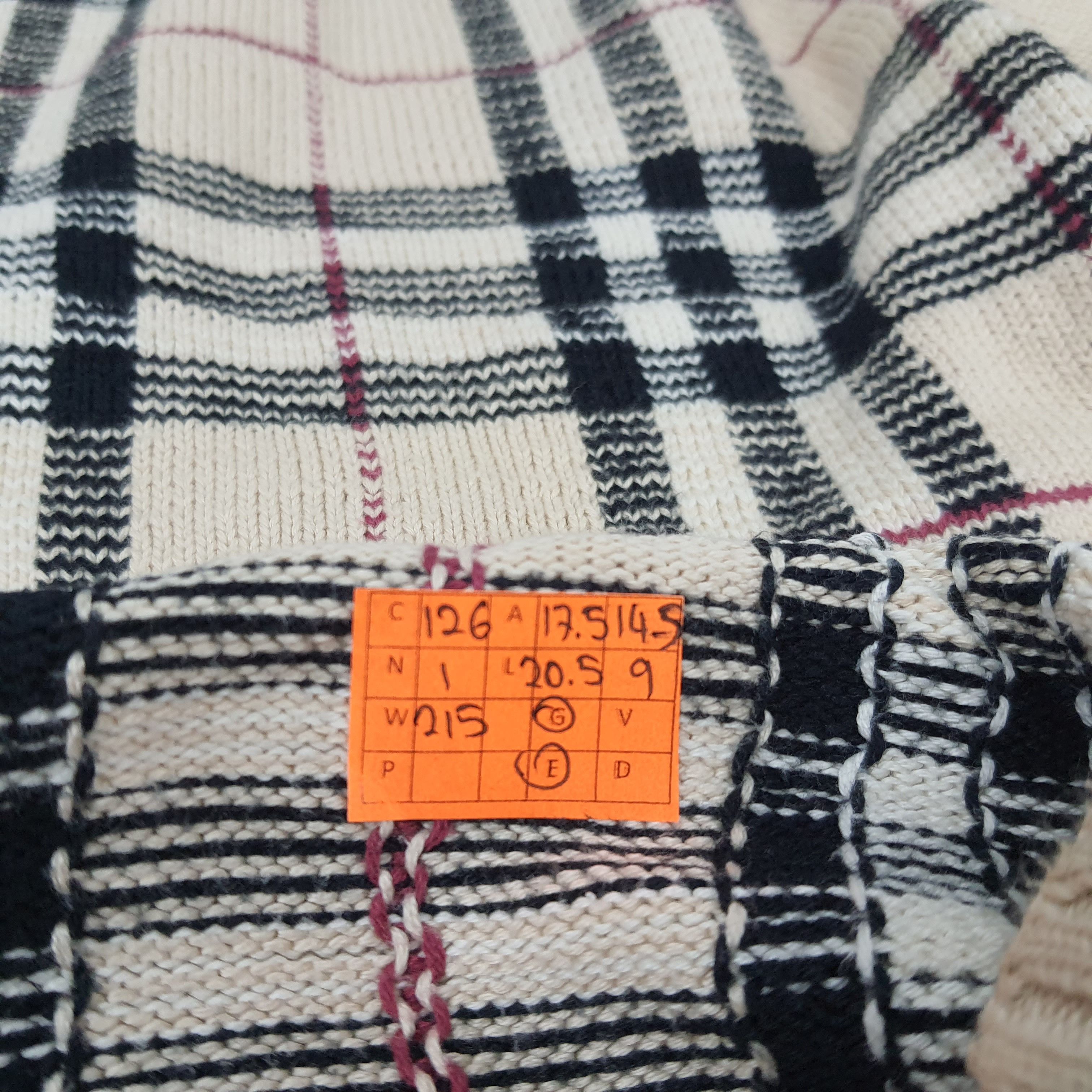 Burberry × Vintage Vintage Burberry London Nova Check Knitted Size US S / EU 44-46 / 1 - 7 Thumbnail