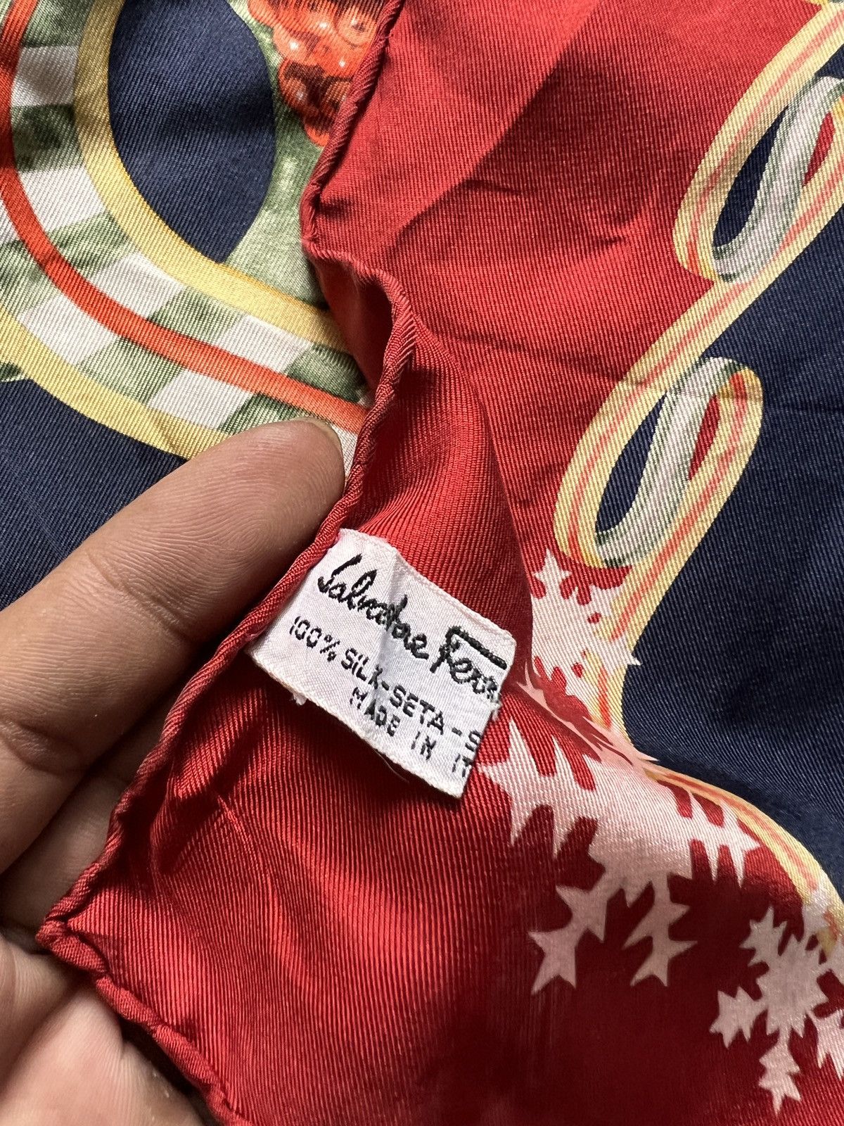 Salvatore Ferragamo Salvatore Ferragamo Arctic Animal Printed Silk Scarve Size ONE SIZE - 12 Thumbnail