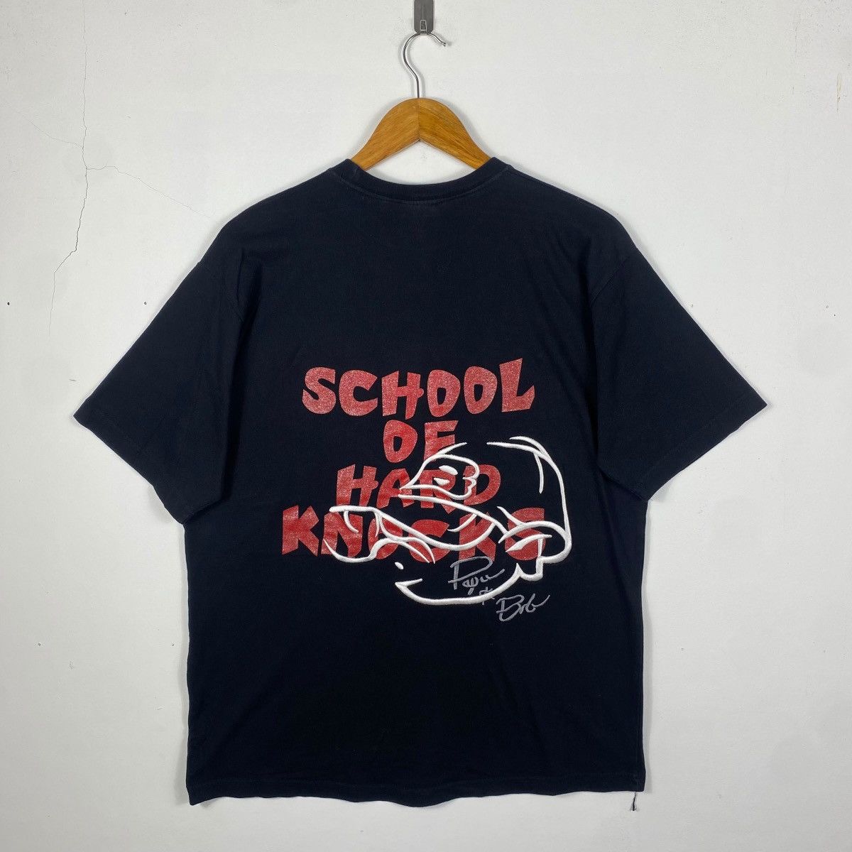 Vintage Vintage 00s SOHK School Of Hard Knocks Logo Graphic Tee Size US L / EU 52-54 / 3 - 4 Thumbnail