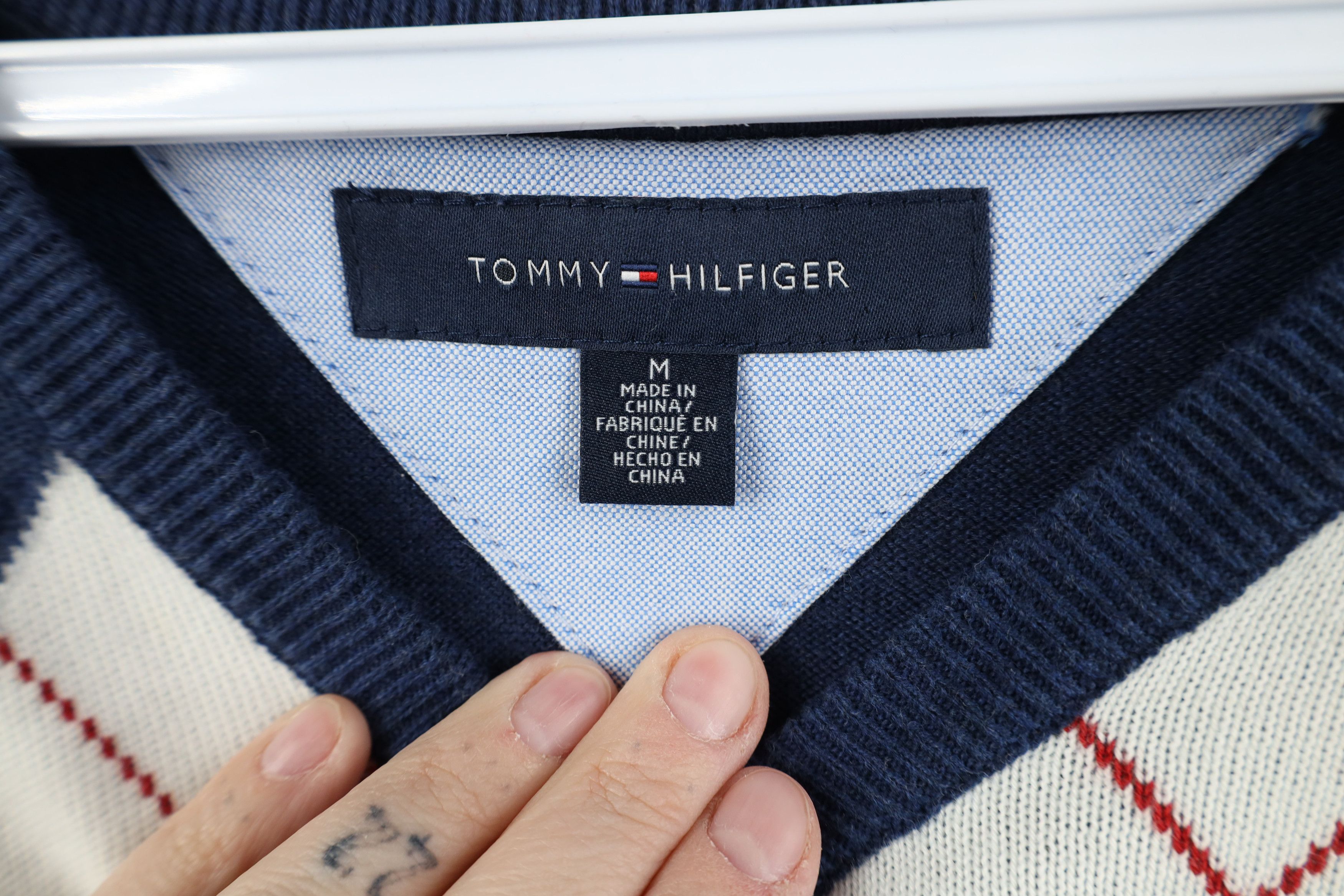 Tommy Hilfiger Vintage Y2K Tommy Hilfiger Lightweight Diamond Knit Sweater Size US M / EU 48-50 / 2 - 7 Thumbnail