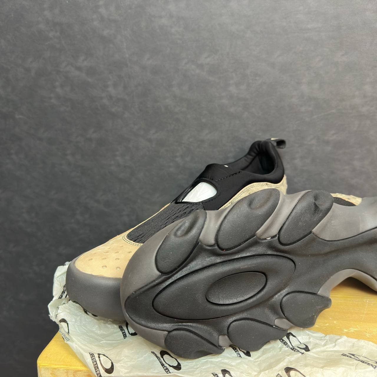 Brain Dead × Oakley Oakley Brain Dead Flesh Sandal New Rare 13US Size US 13 / EU 46 - 7 Thumbnail