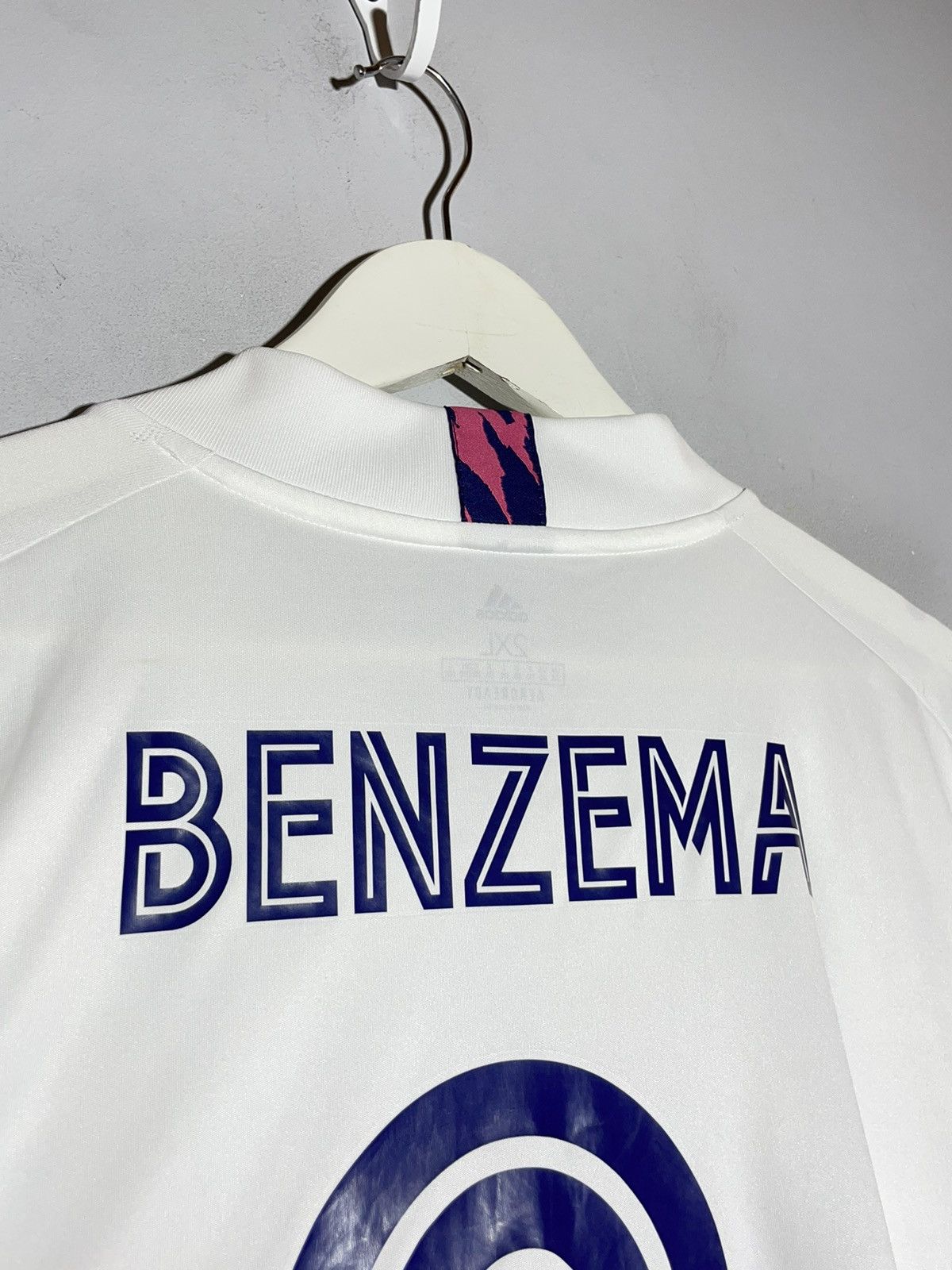 Adidas #9 Karim Benzema Real Madrid 2020/21 Adidas Home Jersey Size US XXL / EU 58 / 5 - 8 Thumbnail