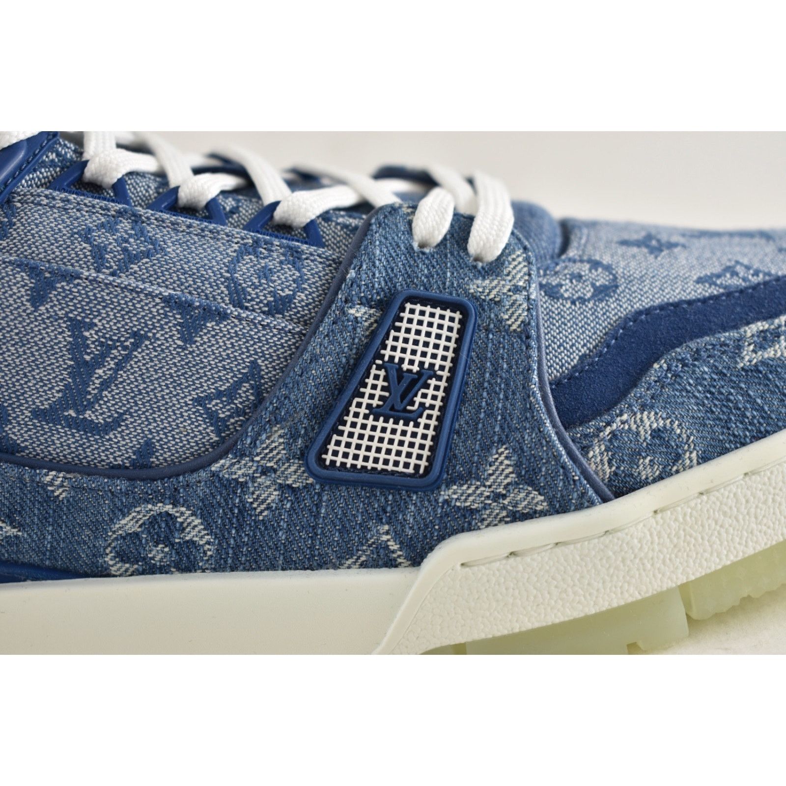 Louis Vuitton Louis Vuitton Blue Denim Monogram LV Logo Low Top Trainer Size US 10 / EU 43 - 5 Thumbnail