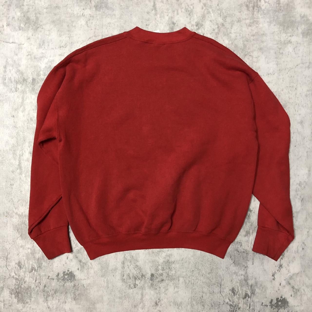 Other Red and white crewneck sweatshirt Size US L / EU 52-54 / 3 - 4 Thumbnail