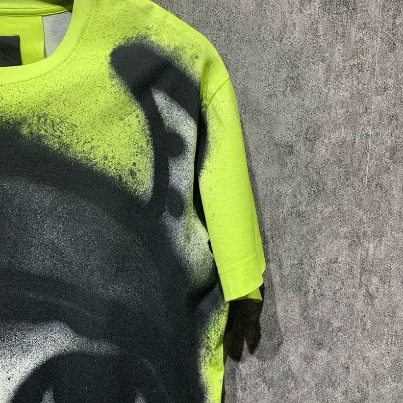 Givenchy Givenchy Green Graffiti Short Sleeve 2506-Nextarrow Size US S / EU 44-46 / 1 - 5 Thumbnail