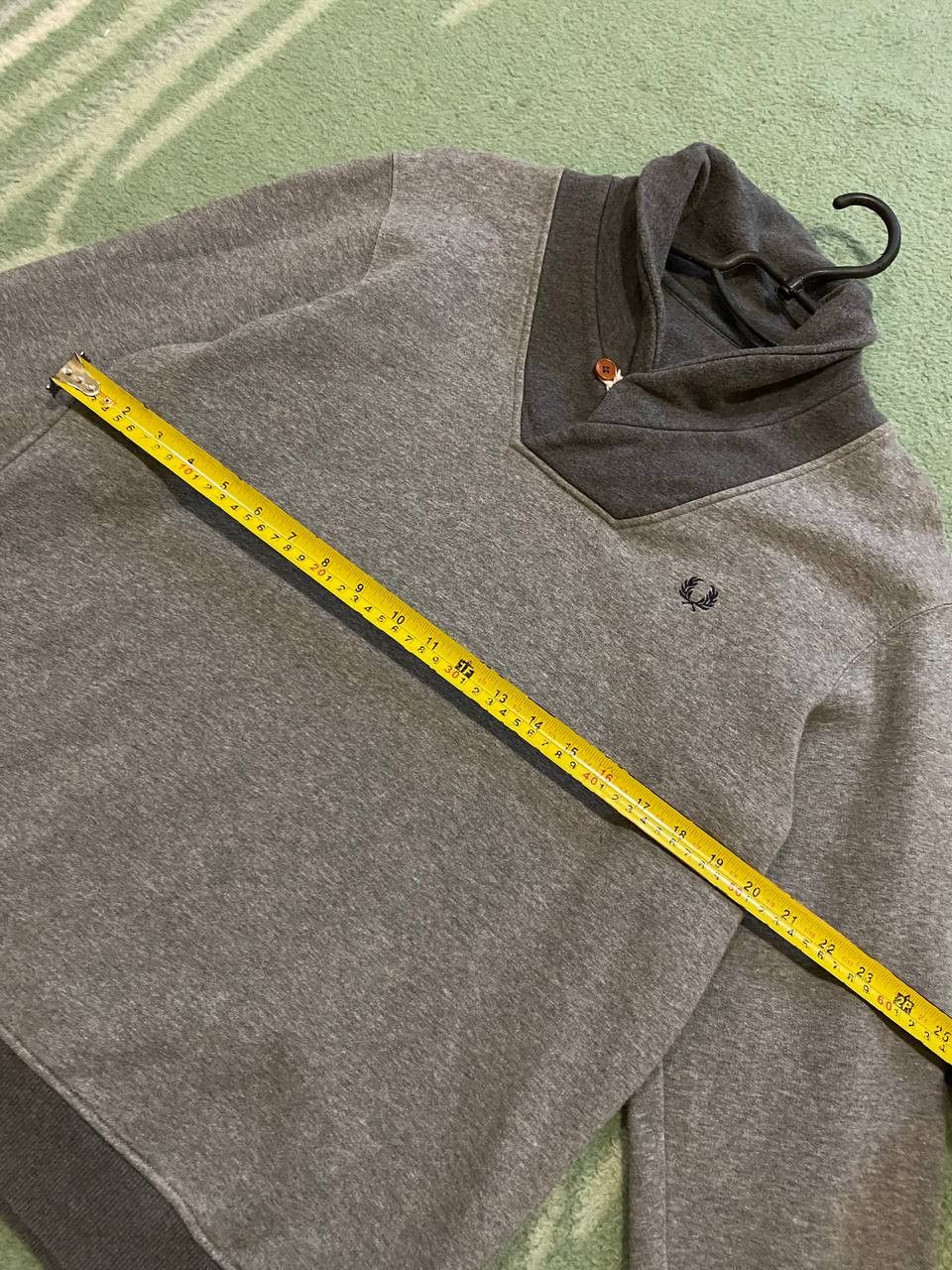 Fred Perry Vintage Fred Perry Sweater Logo SWEATSHIRT Y2K Size US L / EU 52-54 / 3 - 8 Thumbnail