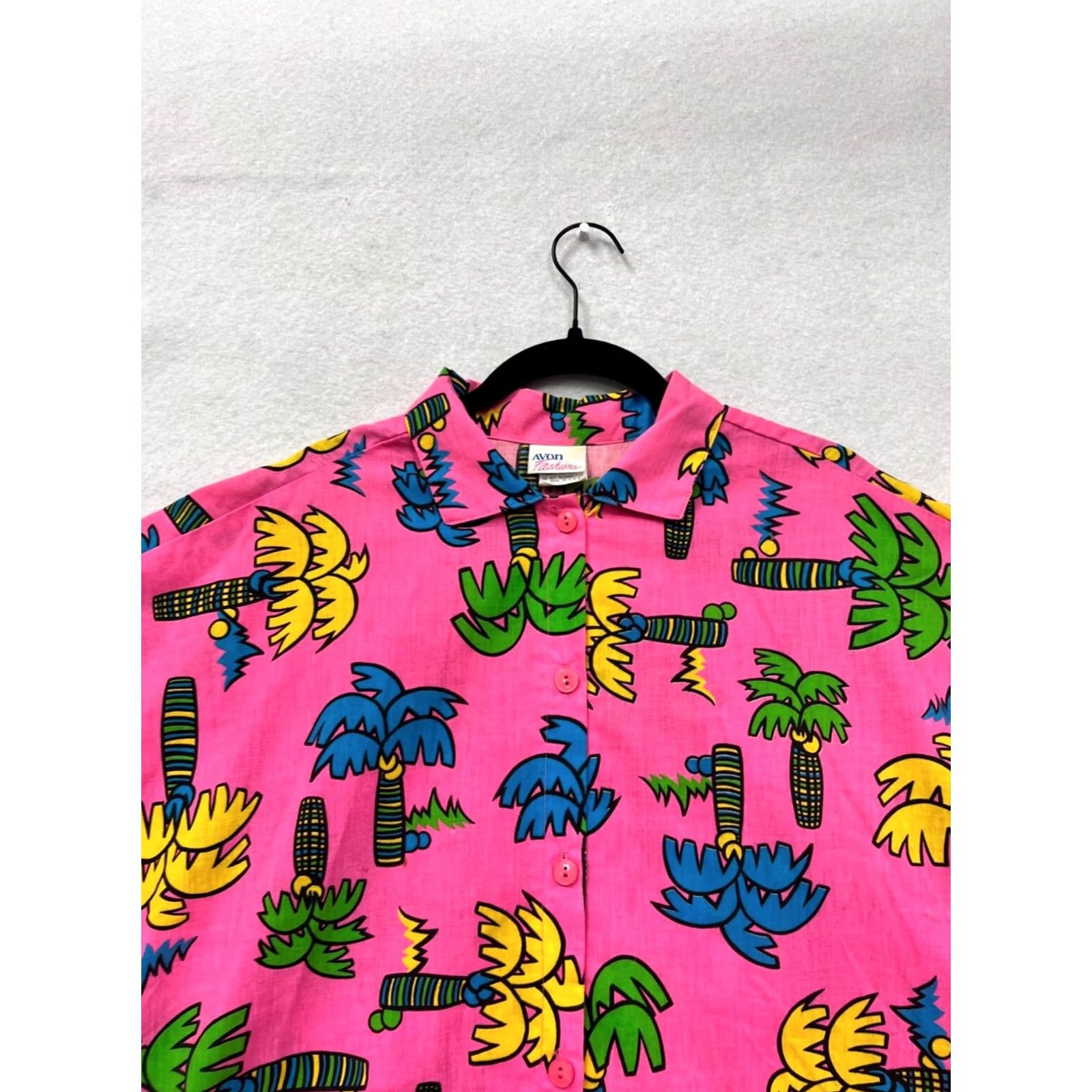 Vintage VINTAGE Avon Fashions Palm Tree Print Button-Up Shirt M Pink Unisex Adults Short Sleeve Size US M / EU 48-50 / 2 - 6 Thumbnail