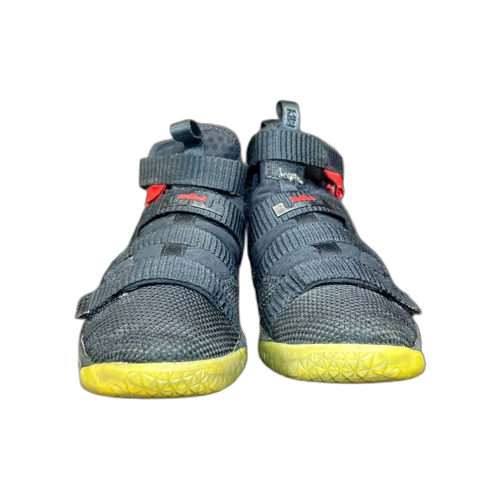 Nike Nike LeBron Soldier 11 FlyEase Black Basketball Shoes Sneake Size US XXS / EU 40 - 3 Thumbnail