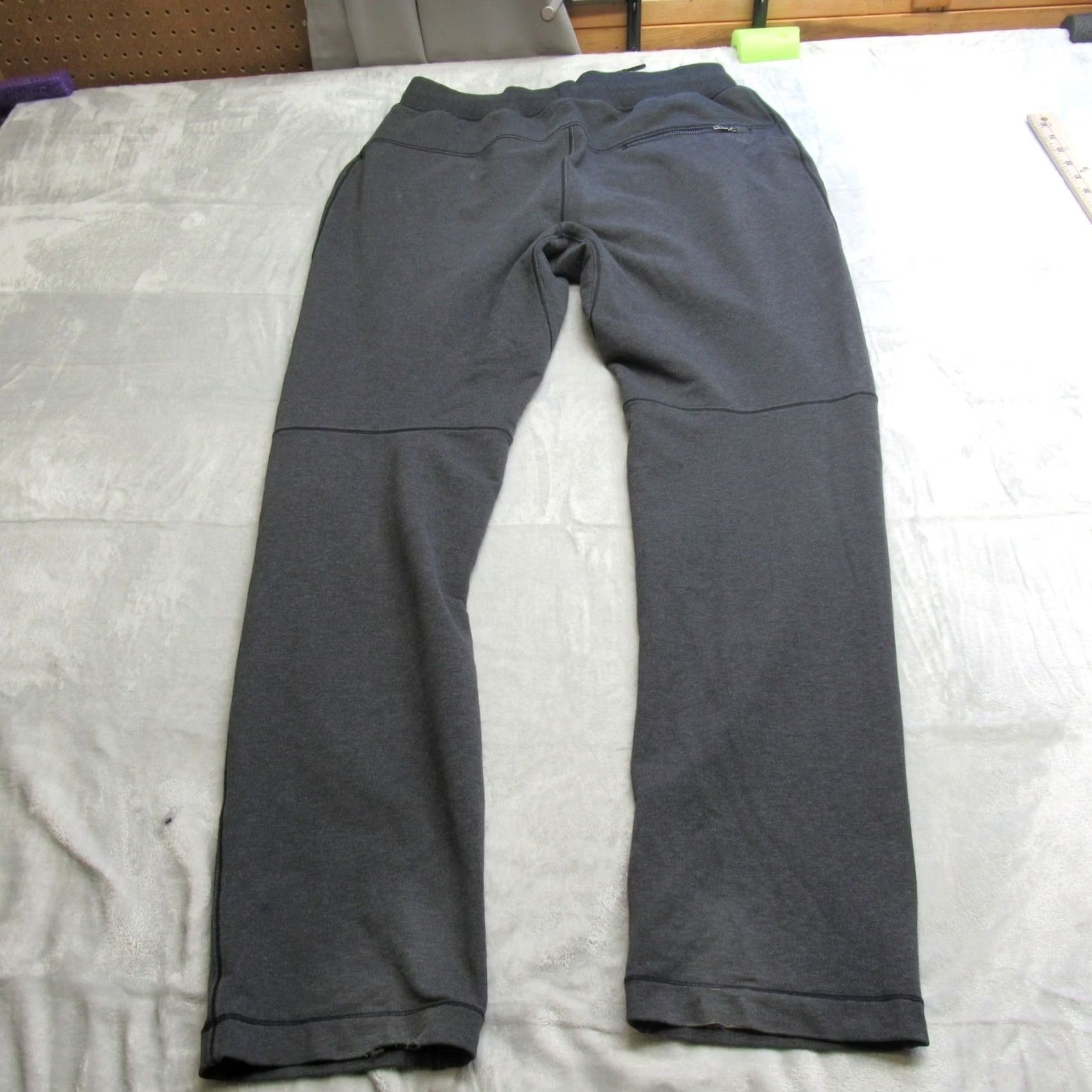 Lululemon Lululemon Jogger Pants Men Medium Gray Sweatpants Drawstring Comfort Fit Size US 31 - 2 Thumbnail