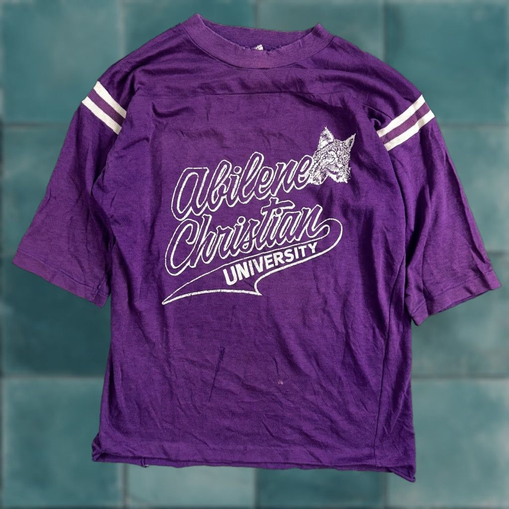 Vintage VINTAGE Abilene Christian University Texas 70s T Shirt Football Raglan Purple 1970s Mens L Size US L / EU 52-54 / 3 - 1 Thumbnail