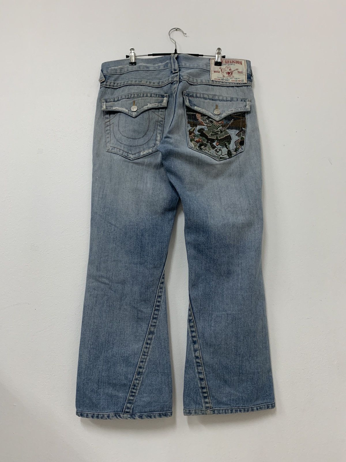 True Religion True Religion Embroidered Flared Jeans Size US 34 / EU 50 - 8 Thumbnail