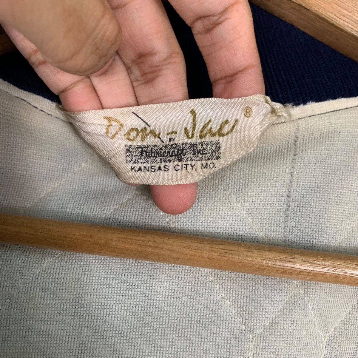 Vintage Don-Jac VIGORENA Feeds Bovatec Nylon Coach Jacket #0080-C5 Size US L / EU 52-54 / 3 - 17 Thumbnail