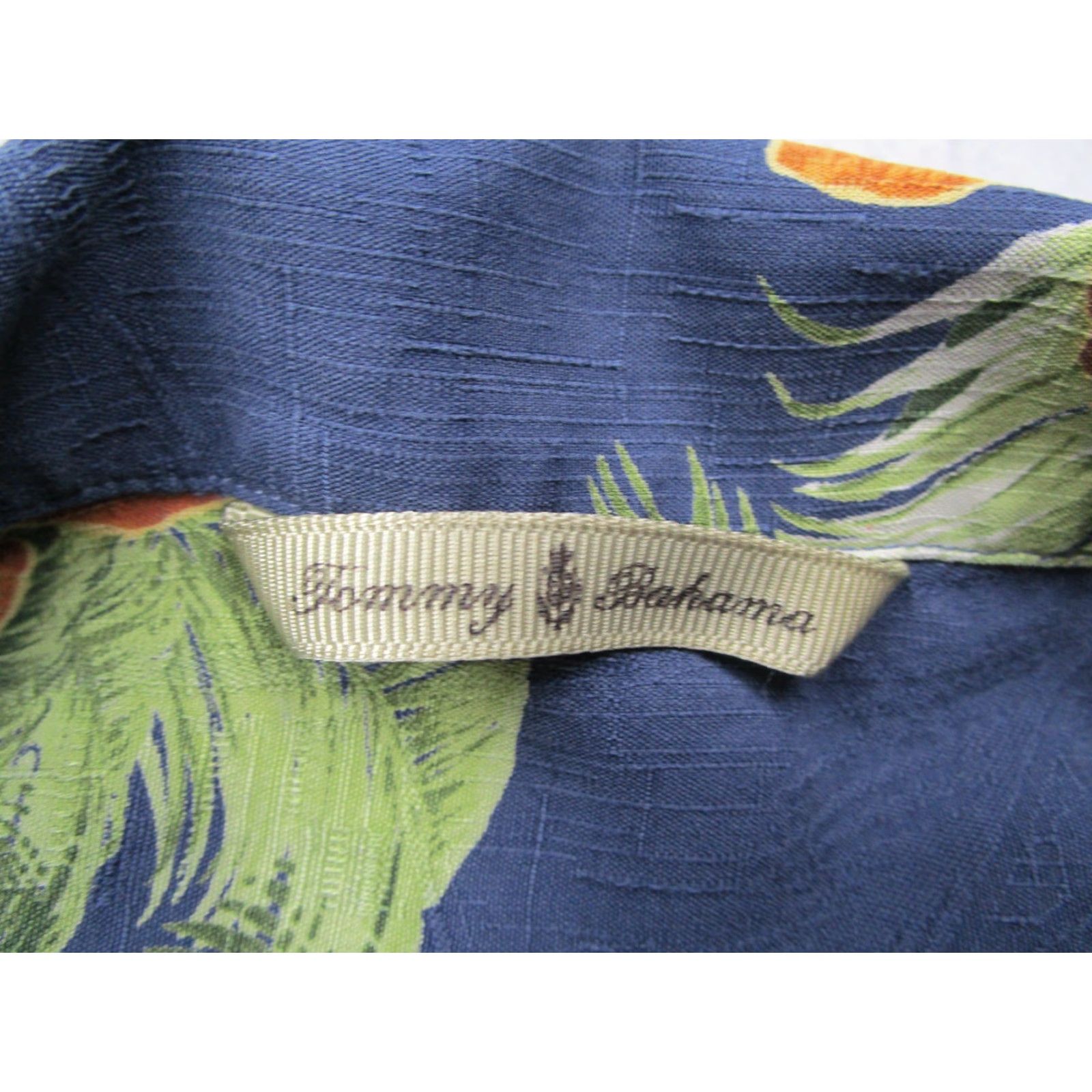 Tommy Bahama VINTAGE Tommy Bahama Shirt Men Large Blue Silk Hawaiian Floral Short Sleeve Casual Beach 2010s Size US L / EU 52-54 / 3 - 3 Thumbnail