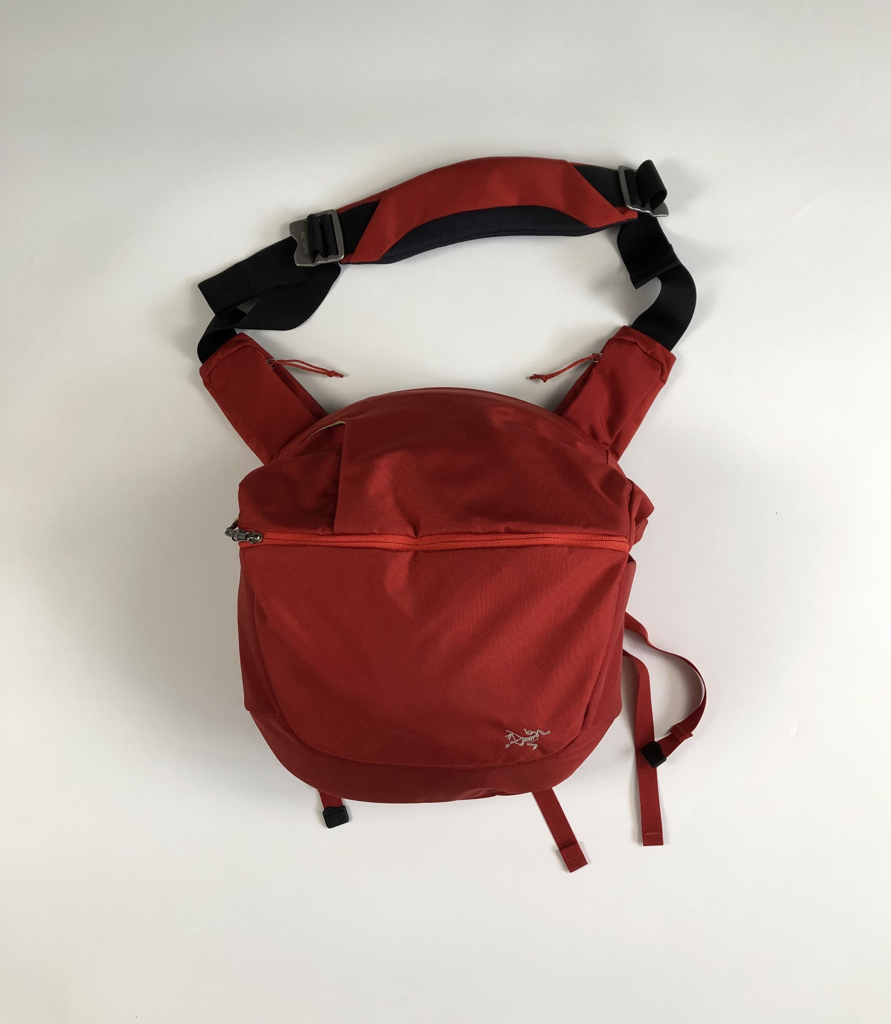Arc'teryx Arc'teryx Foley Pouch ((ReCUT)) | Grailed