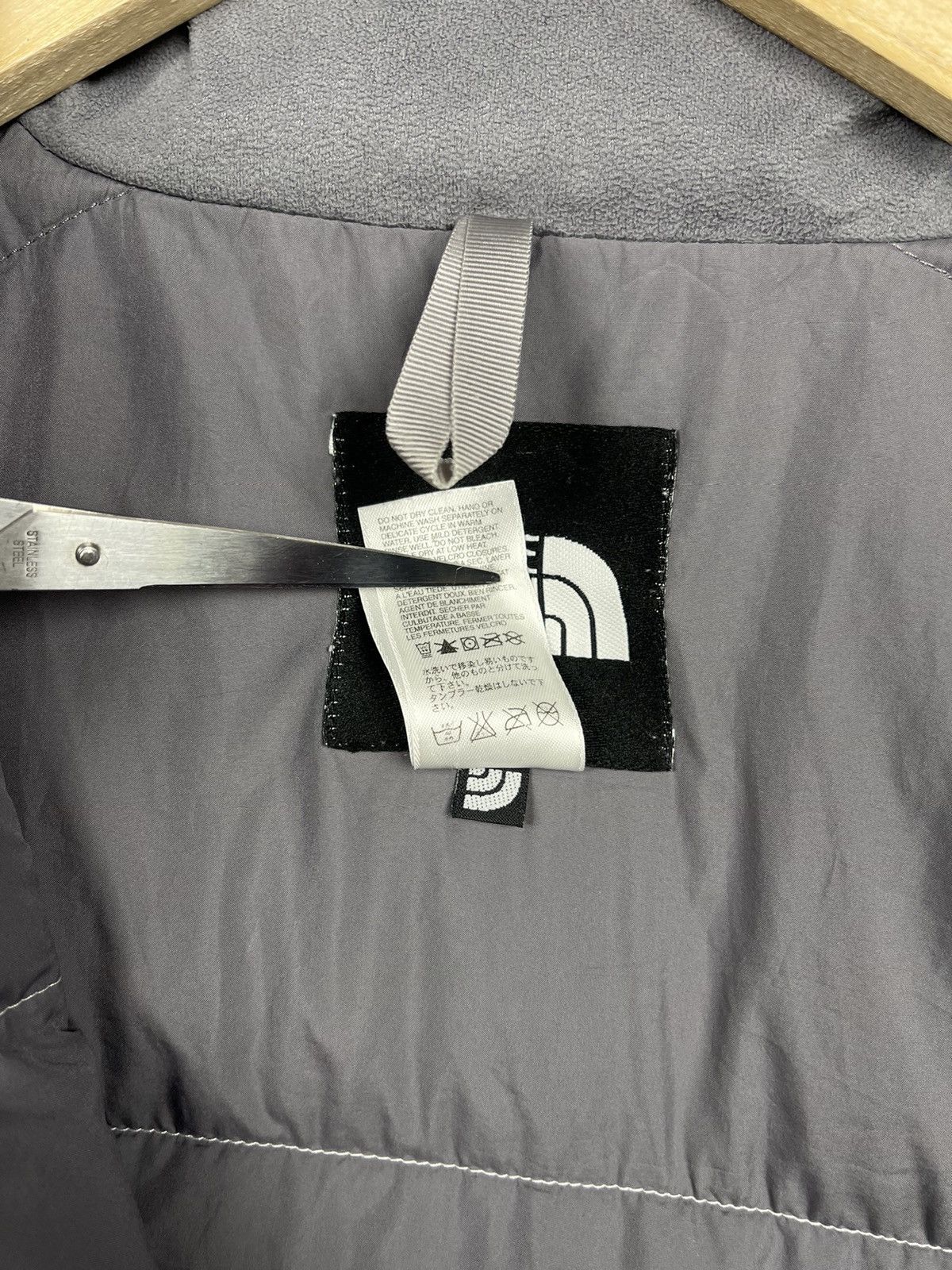 The North Face The North Face 700 Vintage White Goose Down Vest WMNS Size M Size M / US 6-8 / IT 42-44 - 10 Thumbnail
