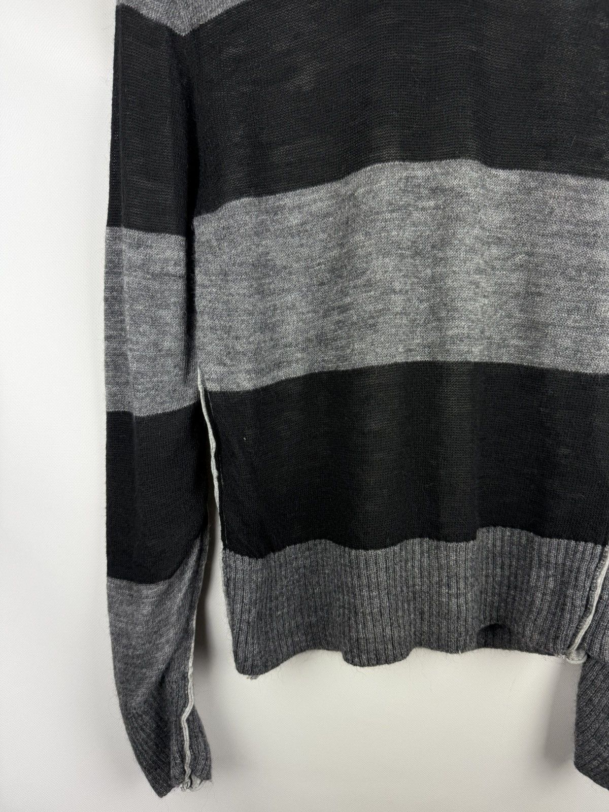 Dolce & Gabbana Dolce & Gabbana Avant-garde Striped Wool Sweater Pullover Size US M / EU 48-50 / 2 - 7 Thumbnail