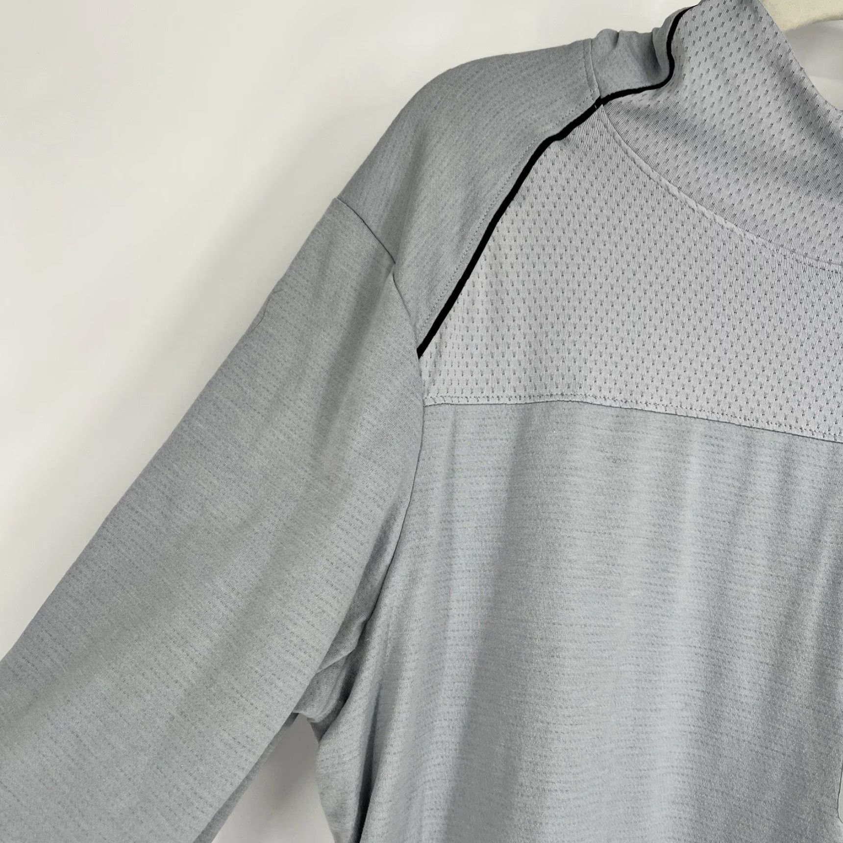Nike Nike KD Kevin Durant 35 3/4 Sleeve Hoodie Men Large Gray Basketball Pullover Sleeve 3/4 Breathing Adjustable Modern Sports Nike Mens Hoodie Size US L / EU 52-54 / 3 - 4 Thumbnail