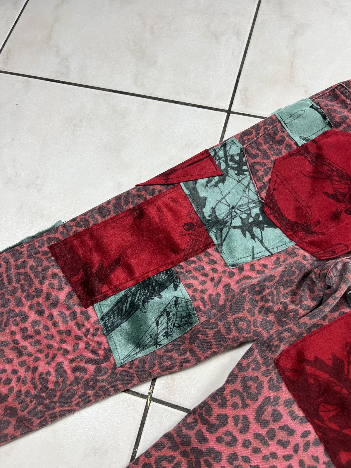 Siberia Hills Siberia Hills leopard fullprint velvet patchwork y2k pants Size US 28 / EU 44 - 14 Thumbnail