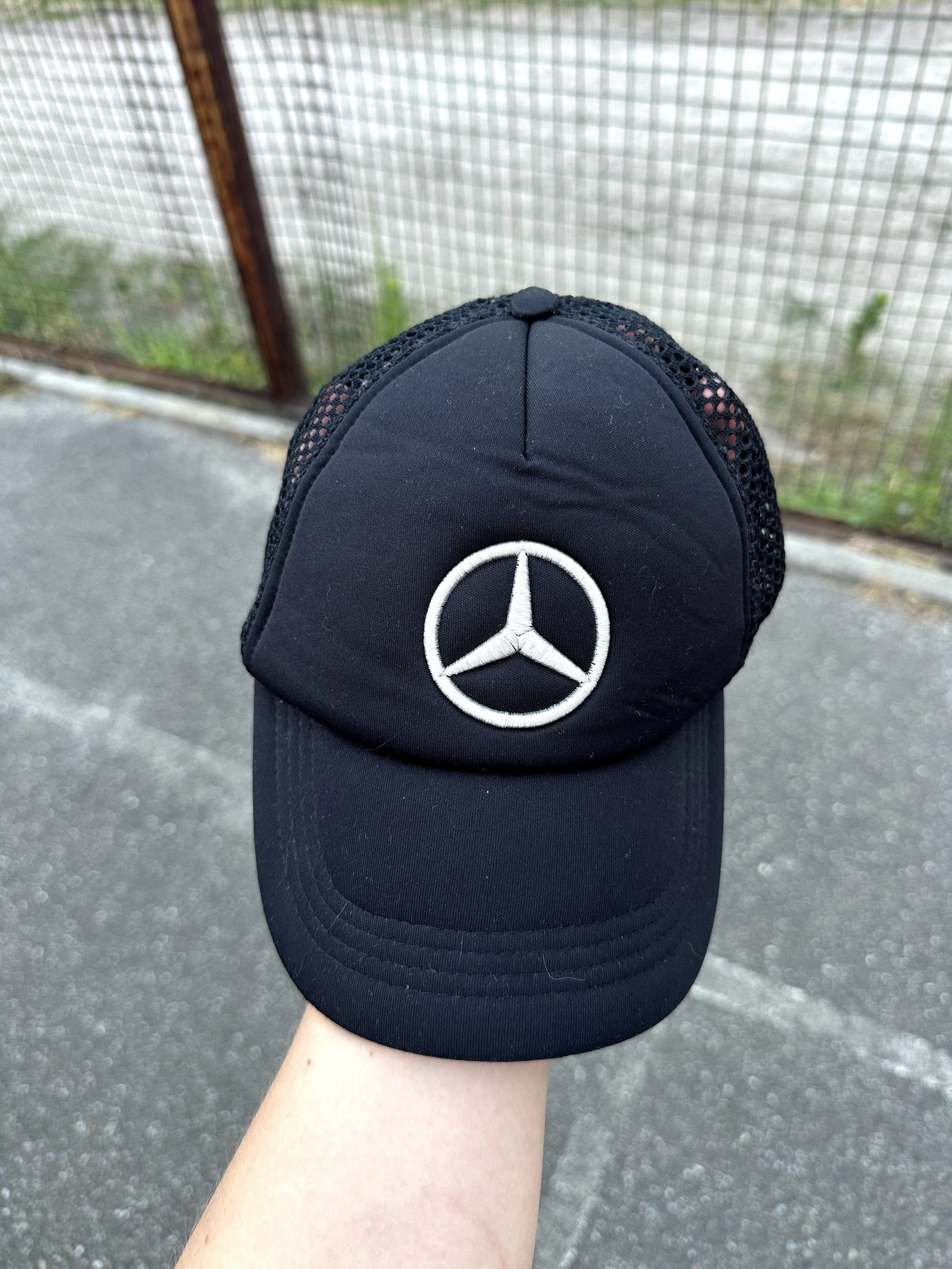 Formula 1 × Mercedes-Benz Mercedes-Benz Trucker Hat One Size Streetwear Racing Y2K Size ONE SIZE - 2 Thumbnail
