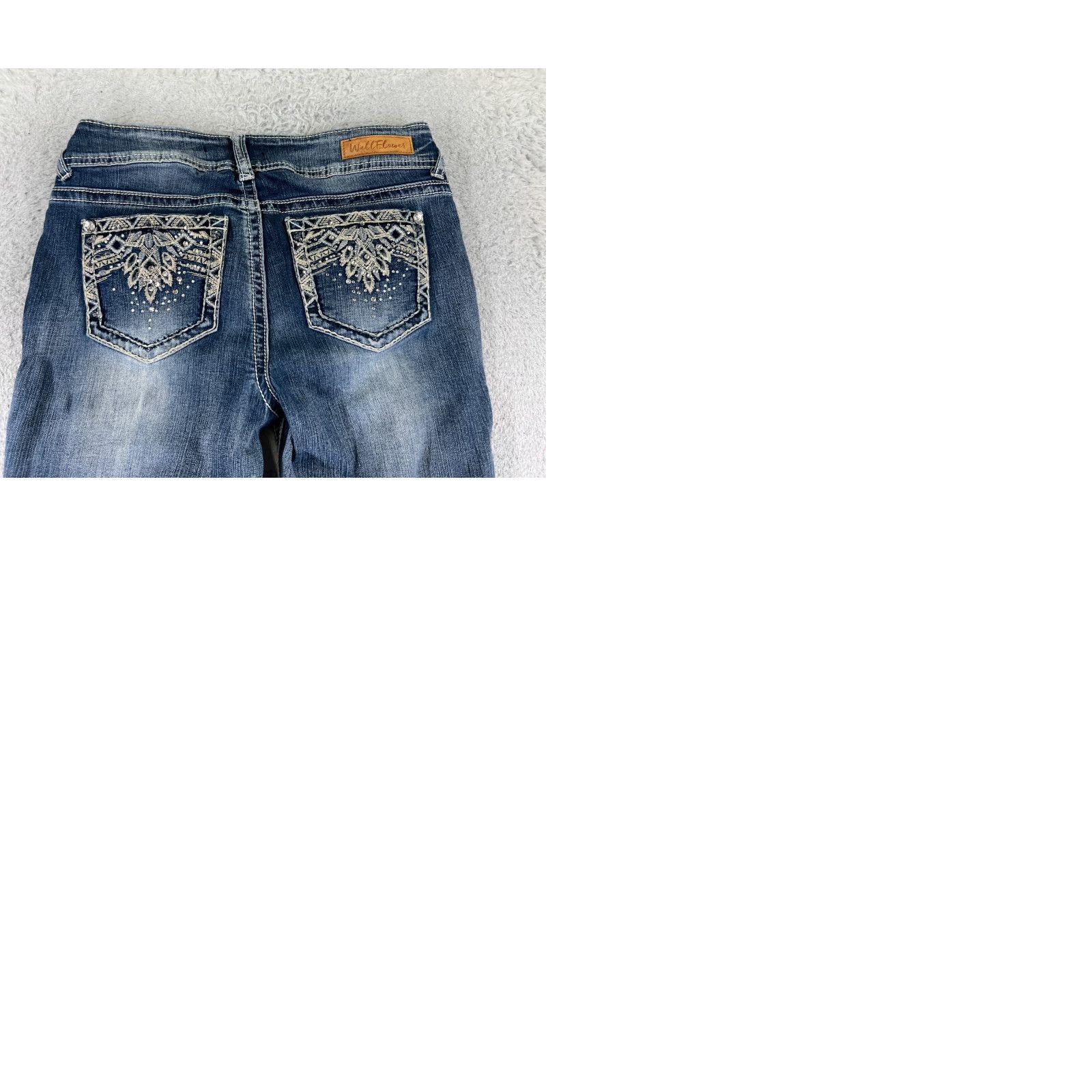 Vintage Wallflower Jeans Womens Jeans Blue Denim Bootcut 26x28 3 Stretch Cotton Blend Regular Embroidered Rhinestone 5-Pocket Luscious Curvy Fit Size 26" / US 2 / IT 38 - 10 Thumbnail