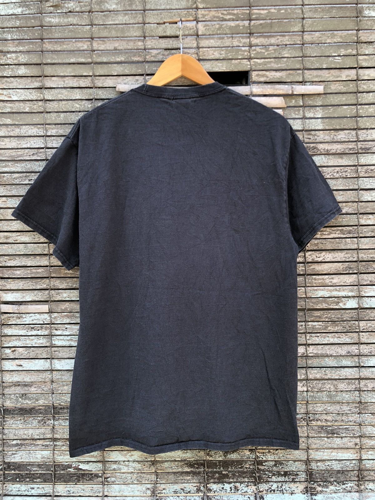 Noah Noah Cross Center Logo Tshirt Size US L / EU 52-54 / 3 - 9 Thumbnail