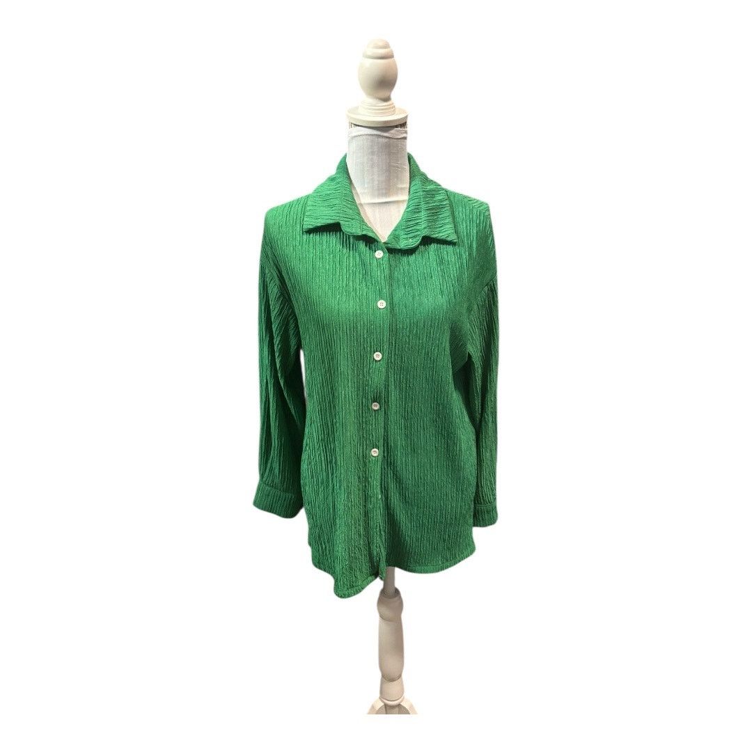Shein SHEIN Green Button Down Size XS Size XS / US 0-2 / IT 36-38 - 1 Thumbnail