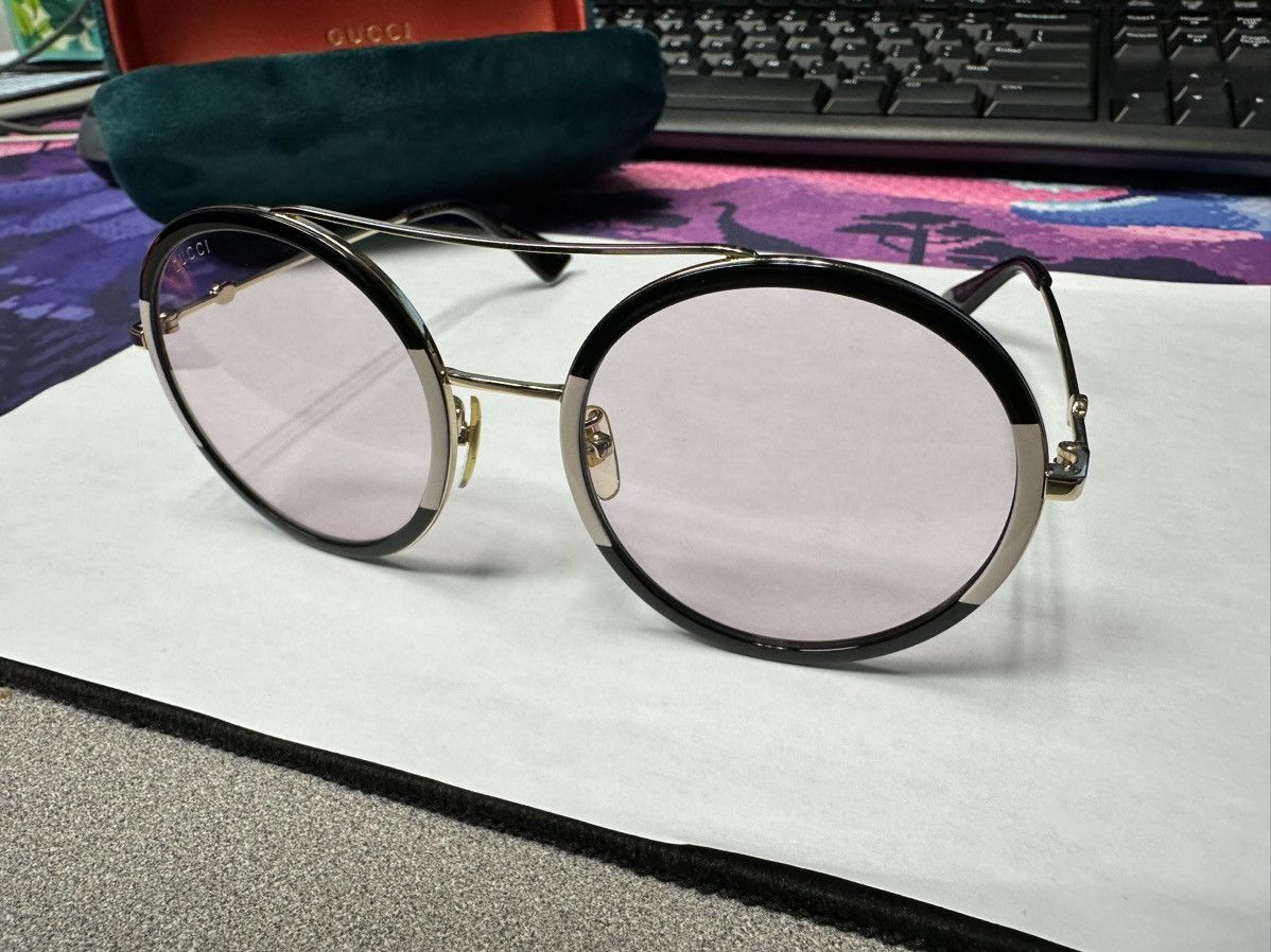 Gucci Gucci Black and White Round Light Tint Sunglasses Size ONE SIZE - 10 Thumbnail