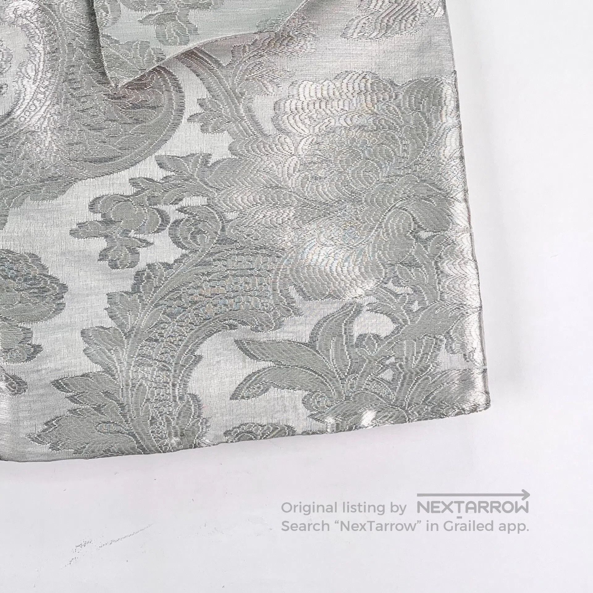 Louis Vuitton Louis Vuitton Silver Floral Embossed A-line Skirt. Size 37" - 4 Thumbnail