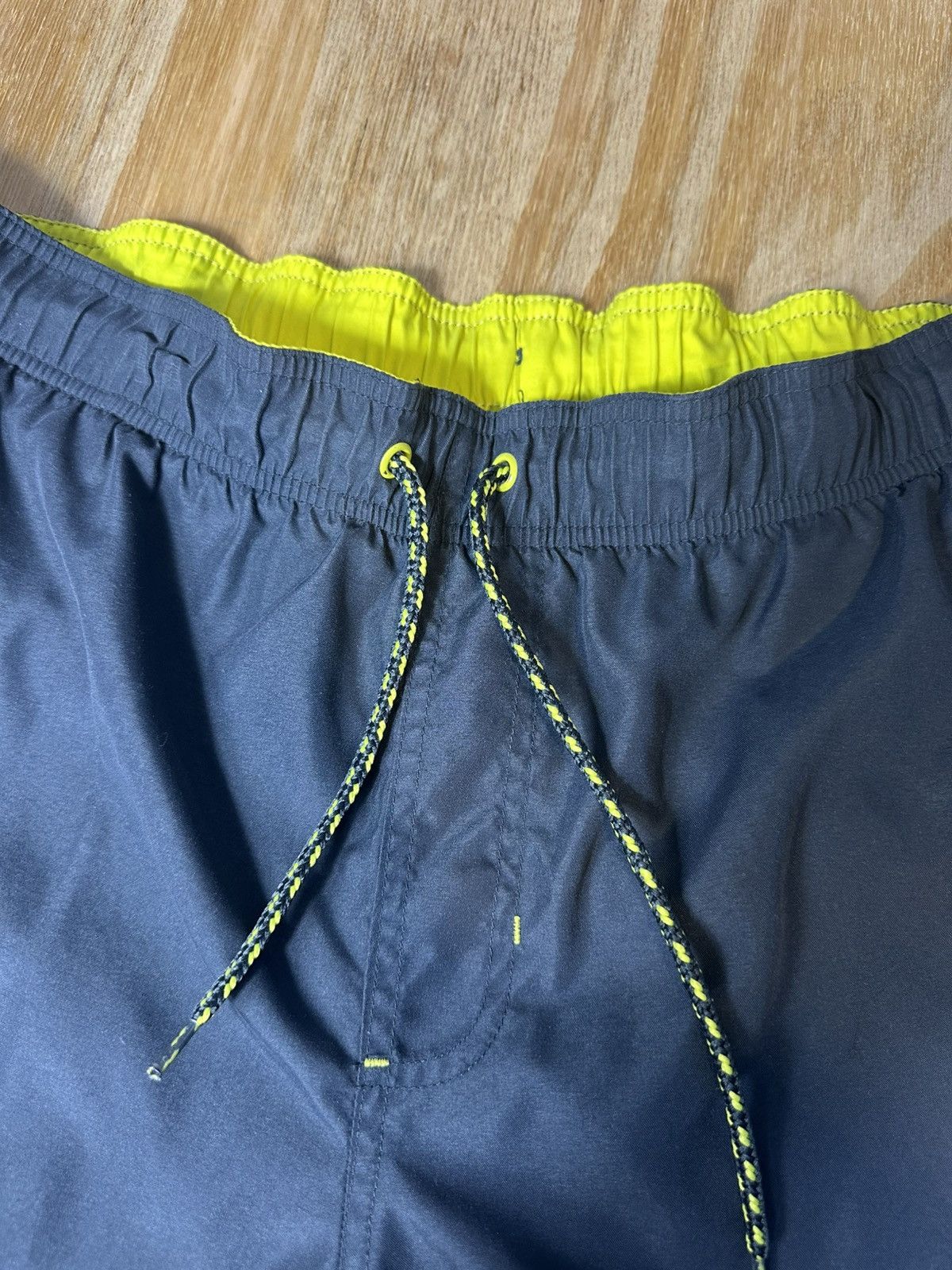 Vintage Men’s Swim Lined Trunks/Suit Polyester Gray & Green Medium Size US 32 / EU 48 - 3 Thumbnail