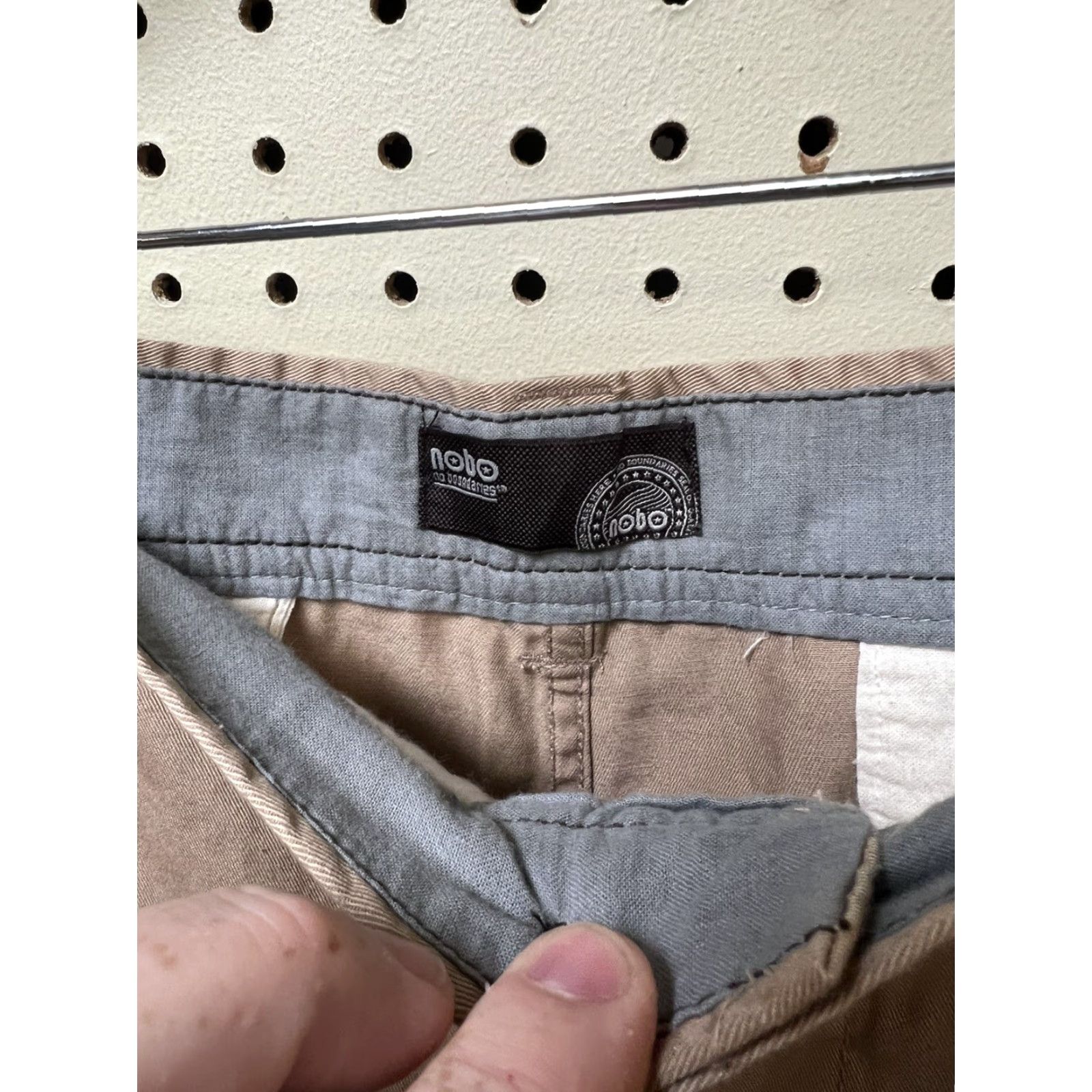 Vintage Nobo Mens 36 Khaki Cotton Flat Front Shorts NWT Casual Walk Golf Beige Chino Flat Front 36 in Mens Size US 36 / EU 52 - 5 Thumbnail