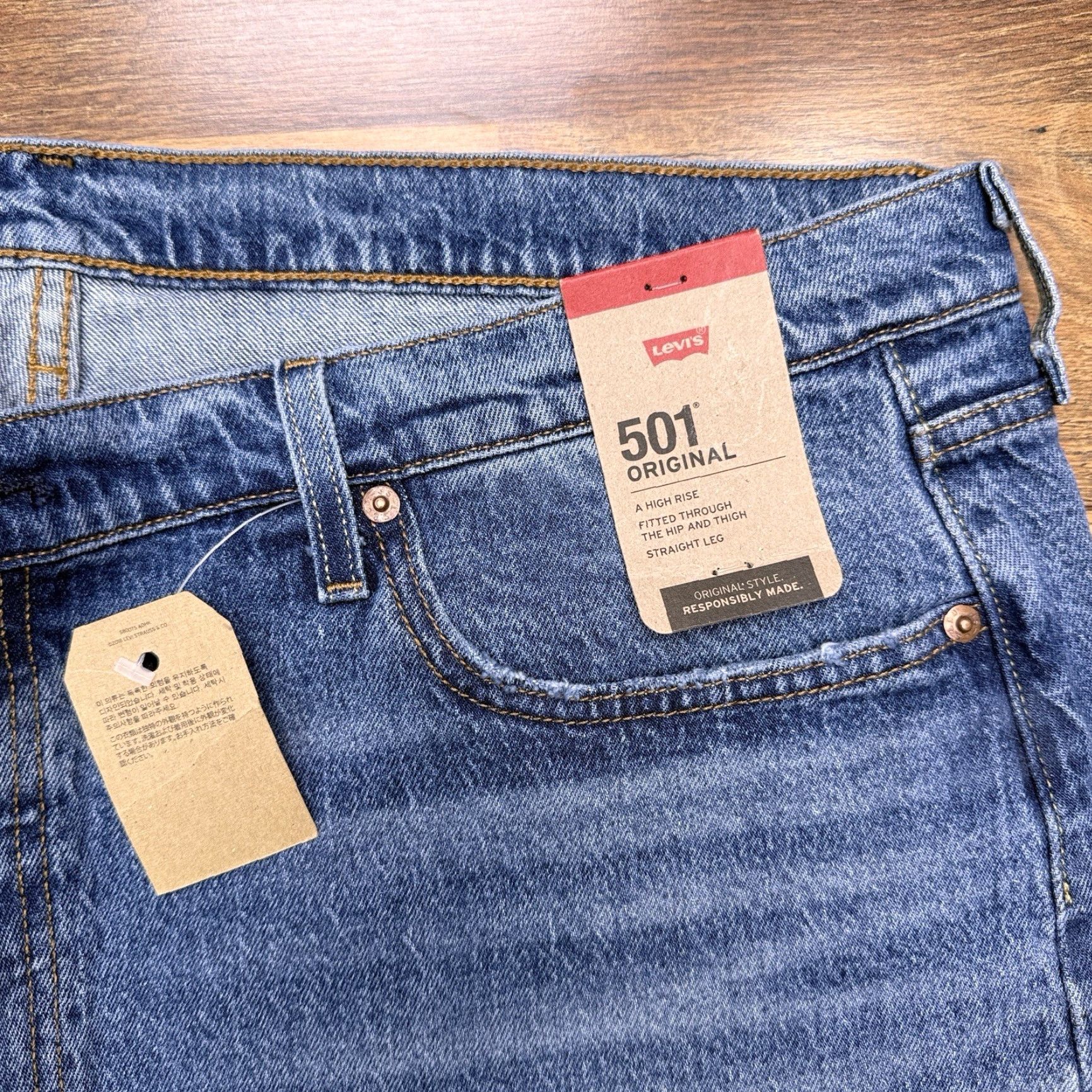 Levi's Levi's 501 Original Straight Jeans Womens 18W Plus High Rise Stretch Blue Denim NWT 5-Pocket Classic 90s Style Size 40" / US 18 - 2 Thumbnail
