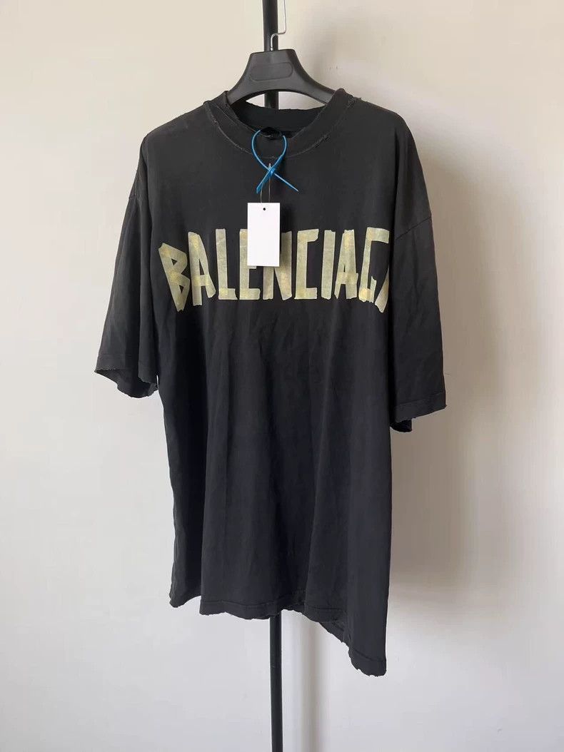 Balenciaga Balenciaga Tape monogrammed Logo printed Jersey crewneck l Size US S / EU 44-46 / 1 - 1 Thumbnail