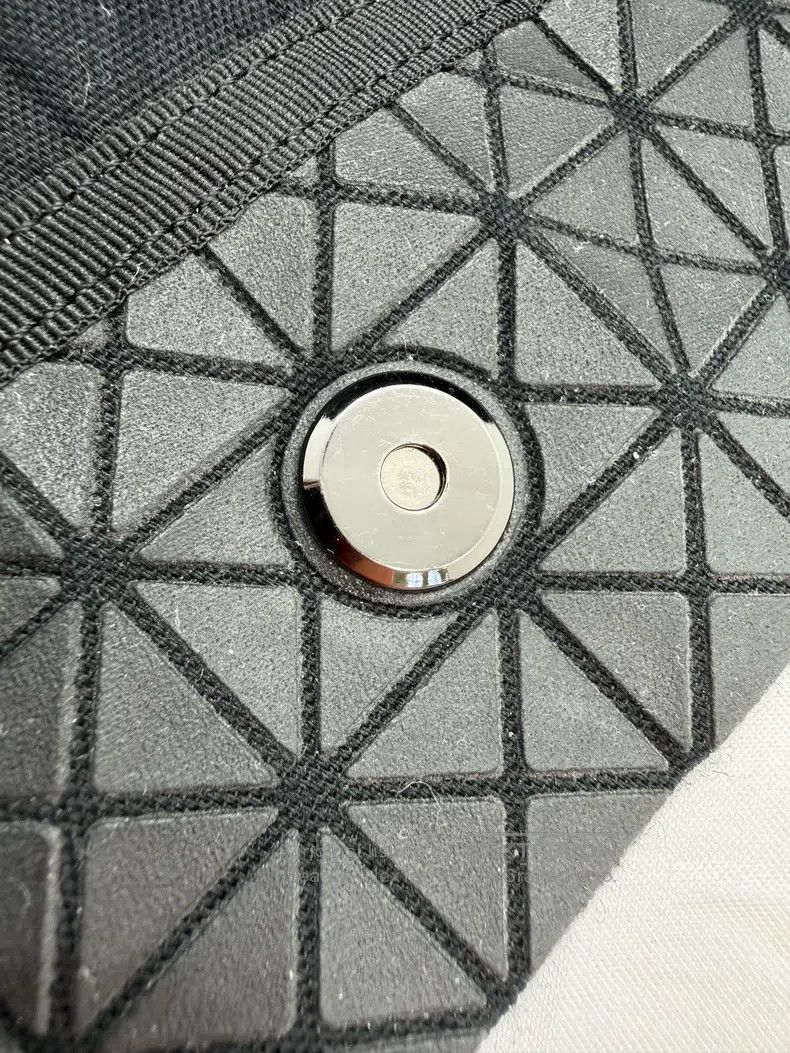 Other Issey Miyake Black Clutch Bag Size ONE SIZE - 8 Thumbnail