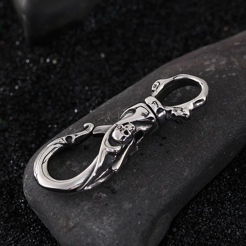 Vintage Retro Clip Goth Skull Keychain Size ONE SIZE - 4 Thumbnail