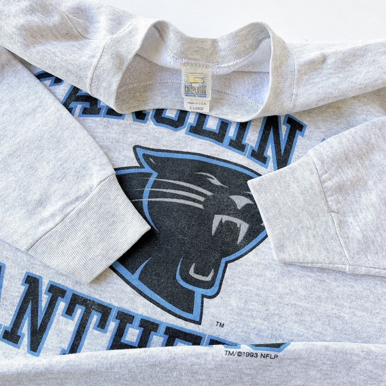 Vintage 90s Carolina Panthers NFL sweatshirt/ XL Size US XL / EU 56 / 4 - 9 Thumbnail