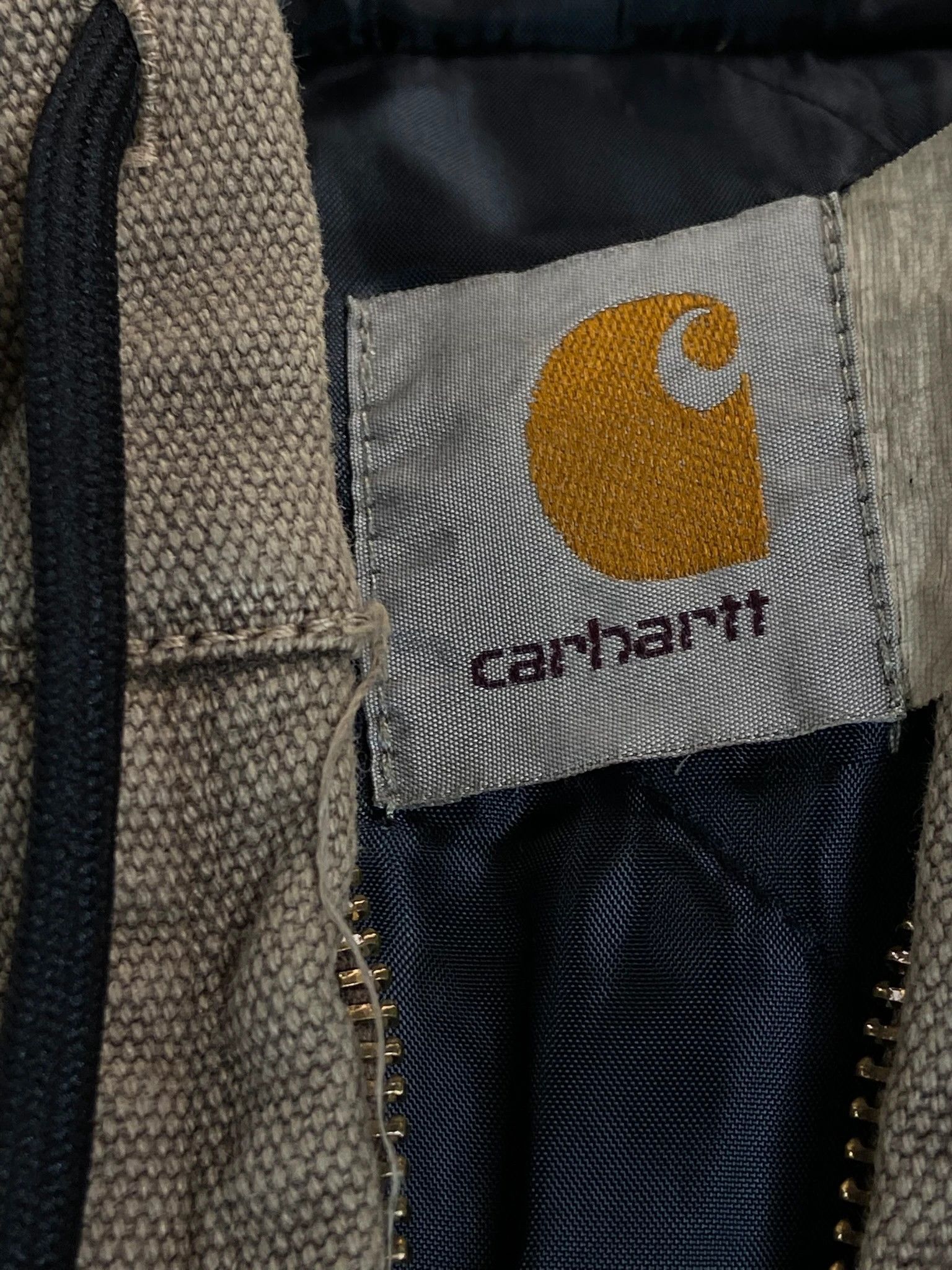 Vintage Vintage Carhartt Green Jacket Size L Size US L / EU 52-54 / 3 - 5 Thumbnail