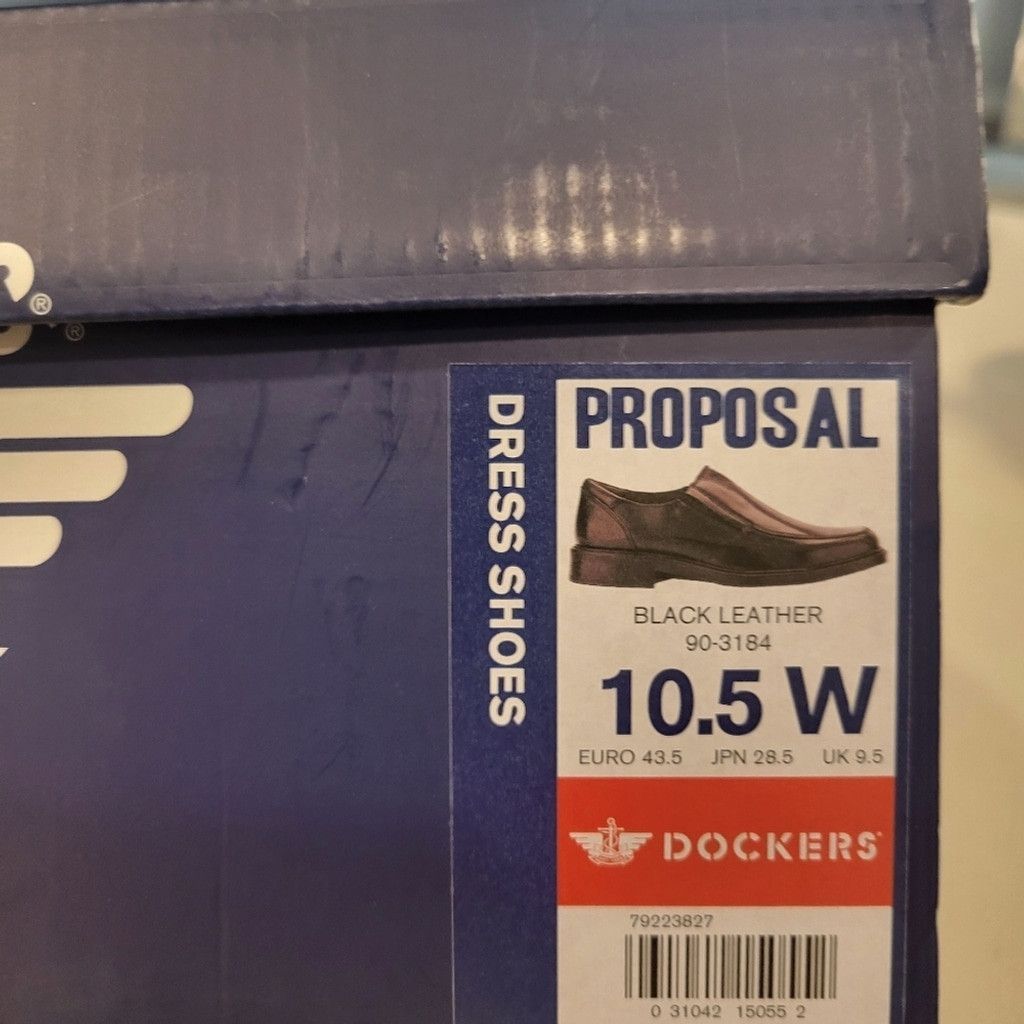 Dockers Dockers Proposal Genuine Leather Loafer. Size 10.5. NIB Size US 10.5 / EU 43-44 - 8 Thumbnail