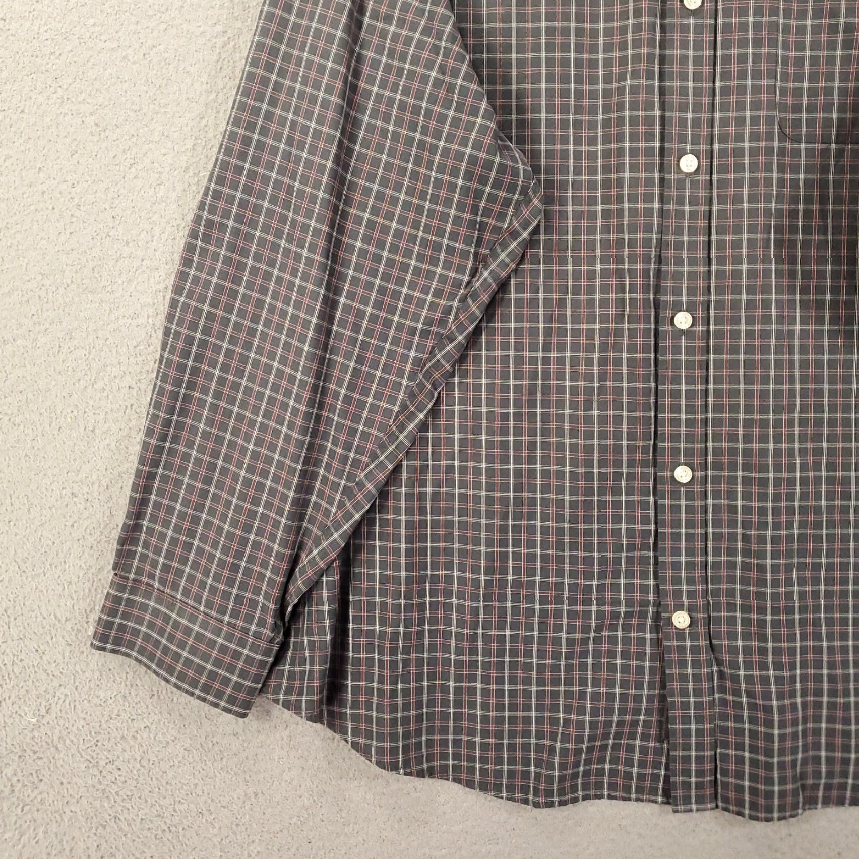 Eddie Bauer Eddie Bauer Shirt Mens 2XL Gray Red Plaid Button Up Wrinkle Free Relaxed Fit Size US XXL / EU 58 / 5 - 3 Thumbnail