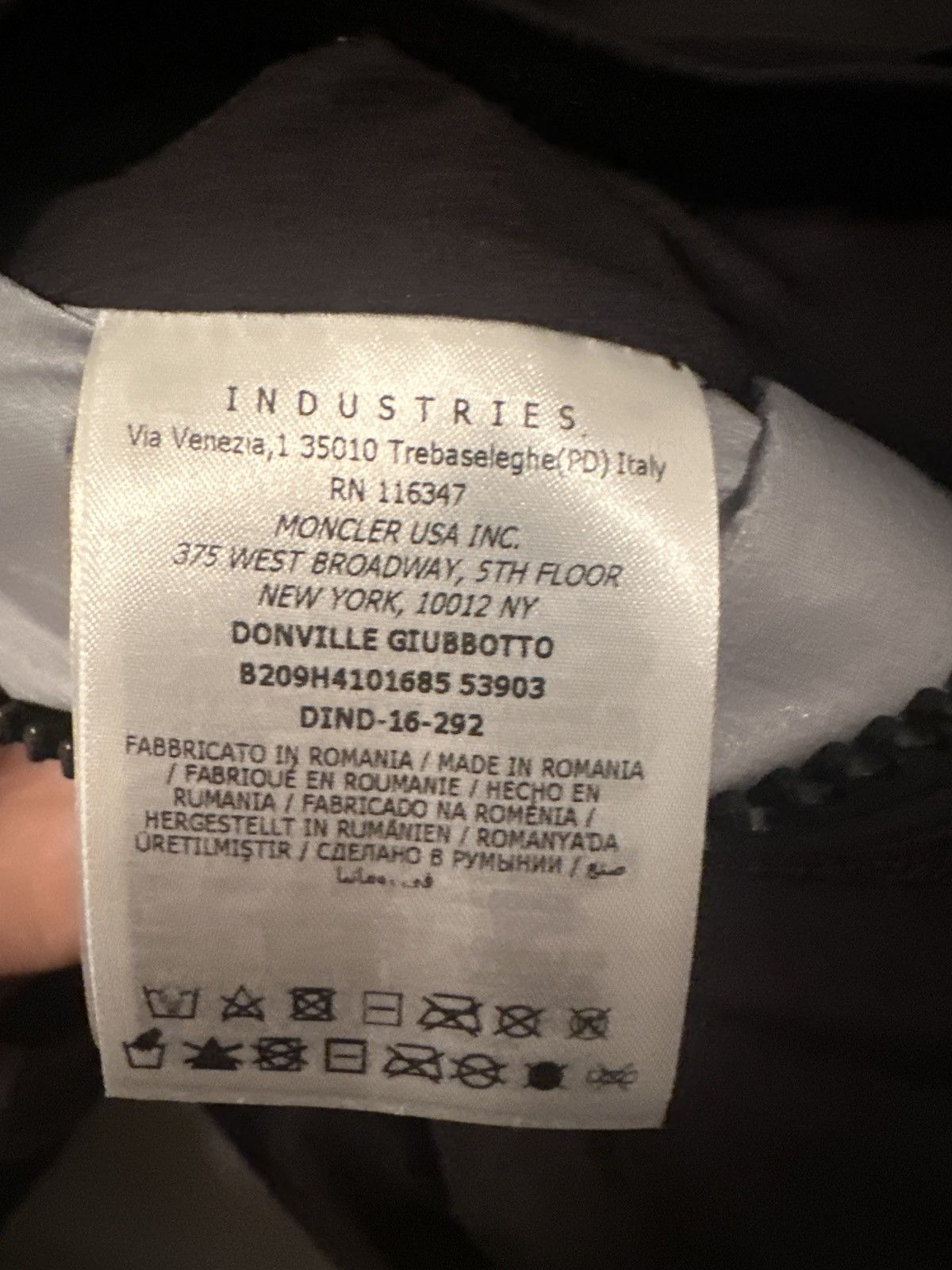 Moncler × Off-White Moncler x Off White Raincoat Size US XL / EU 56 / 4 - 8 Thumbnail